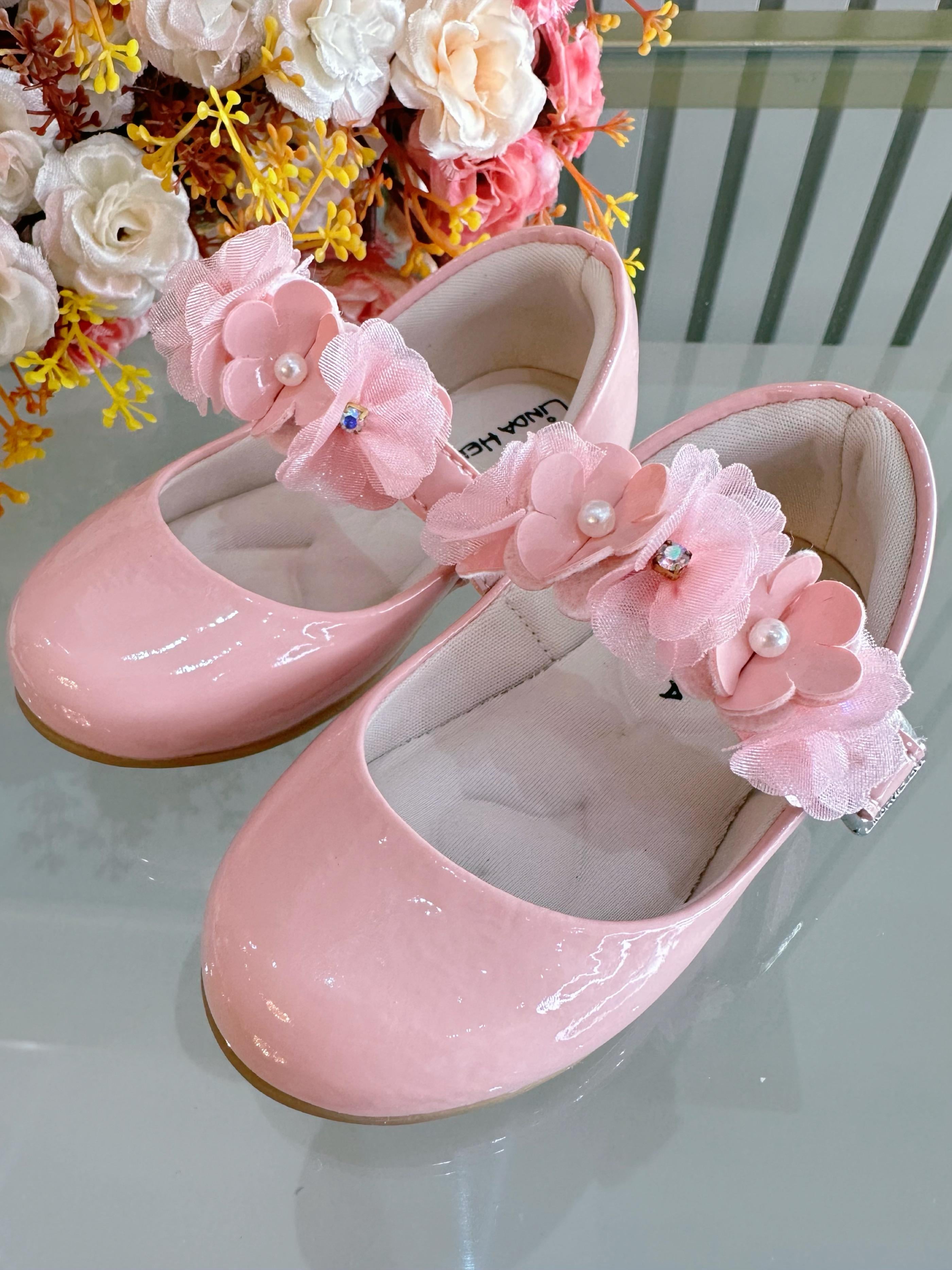 Sapatinho Infantil Rosa Verniz Com Aplique de Flores Luxo