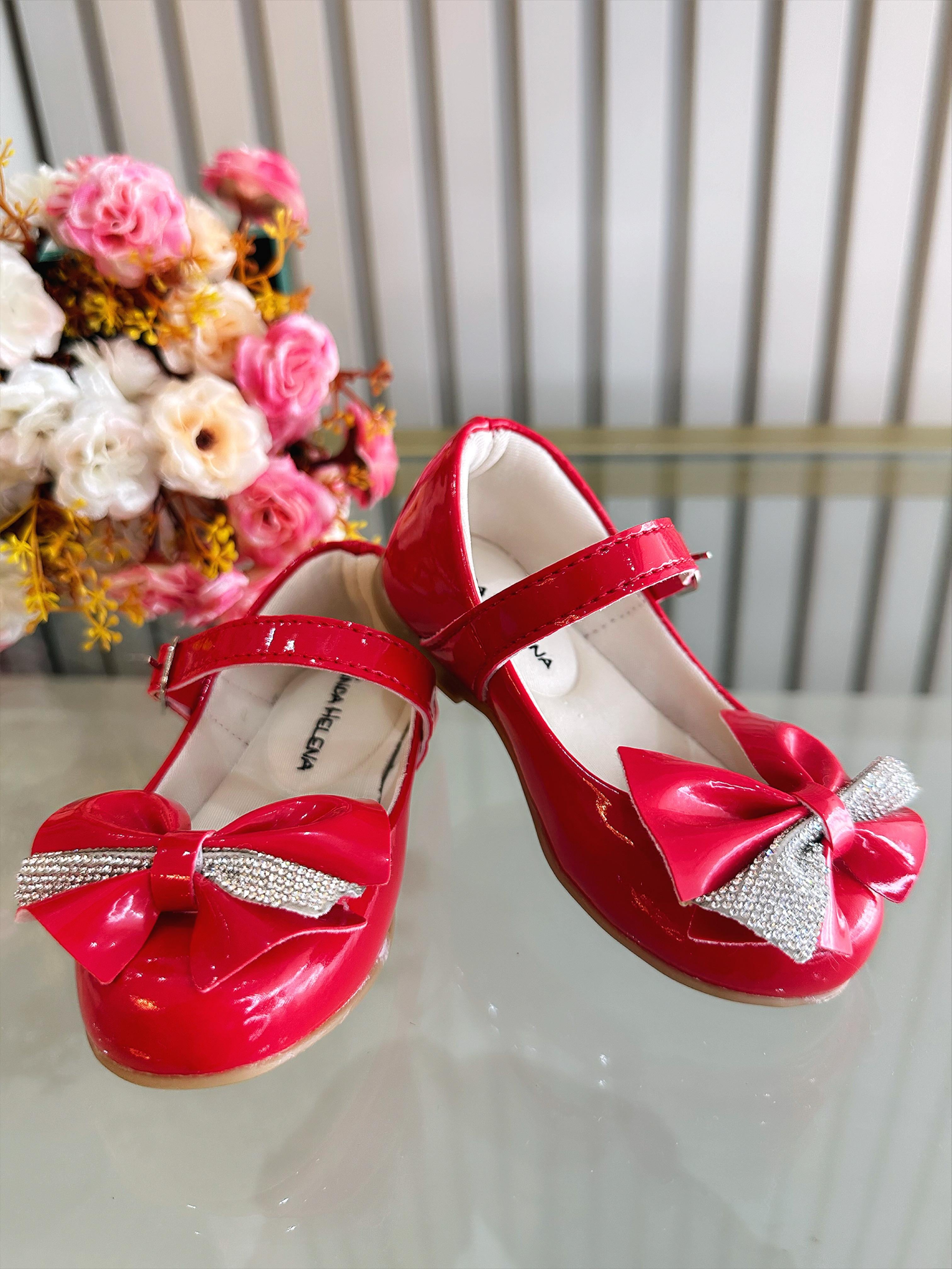 Sapatinho Vermelho Verniz Aplique de Lacinho Com Strass Luxo