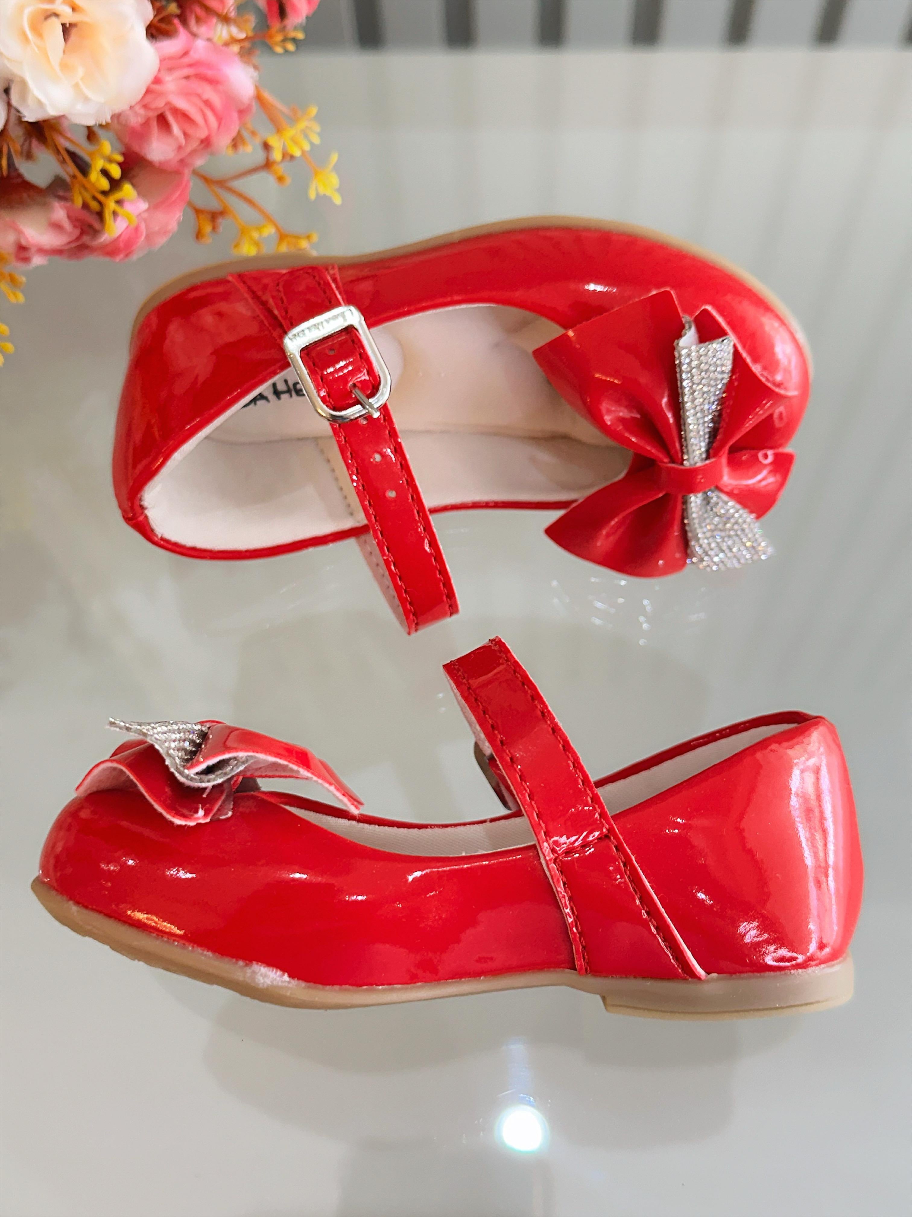 Sapatinho Vermelho Verniz Aplique de Lacinho Com Strass Luxo