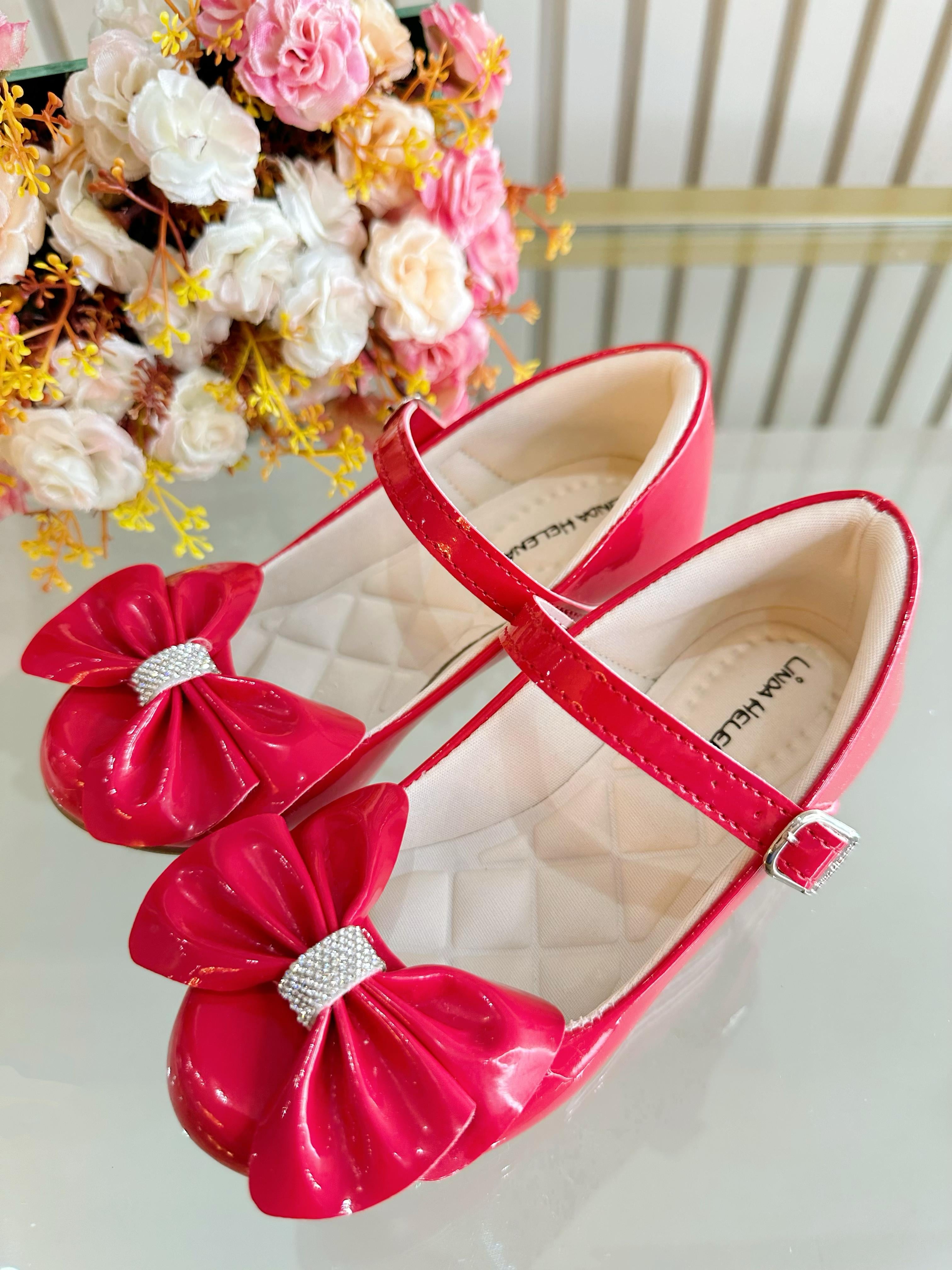 Sapatinho C/ Salto Vermelho Verniz Aplique de Lacinho e Strass