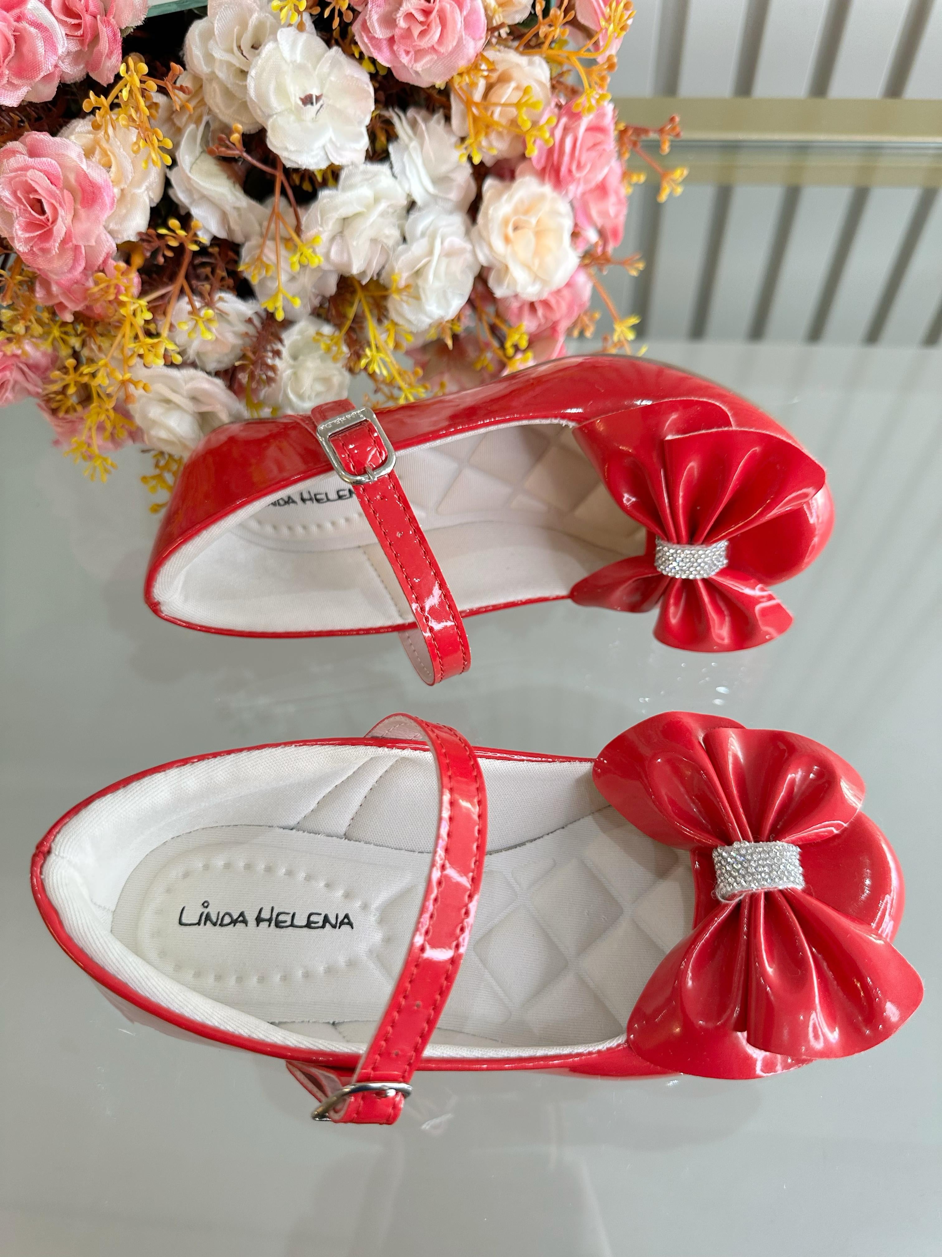 Sapatinho C/ Salto Vermelho Verniz Aplique de Lacinho e Strass