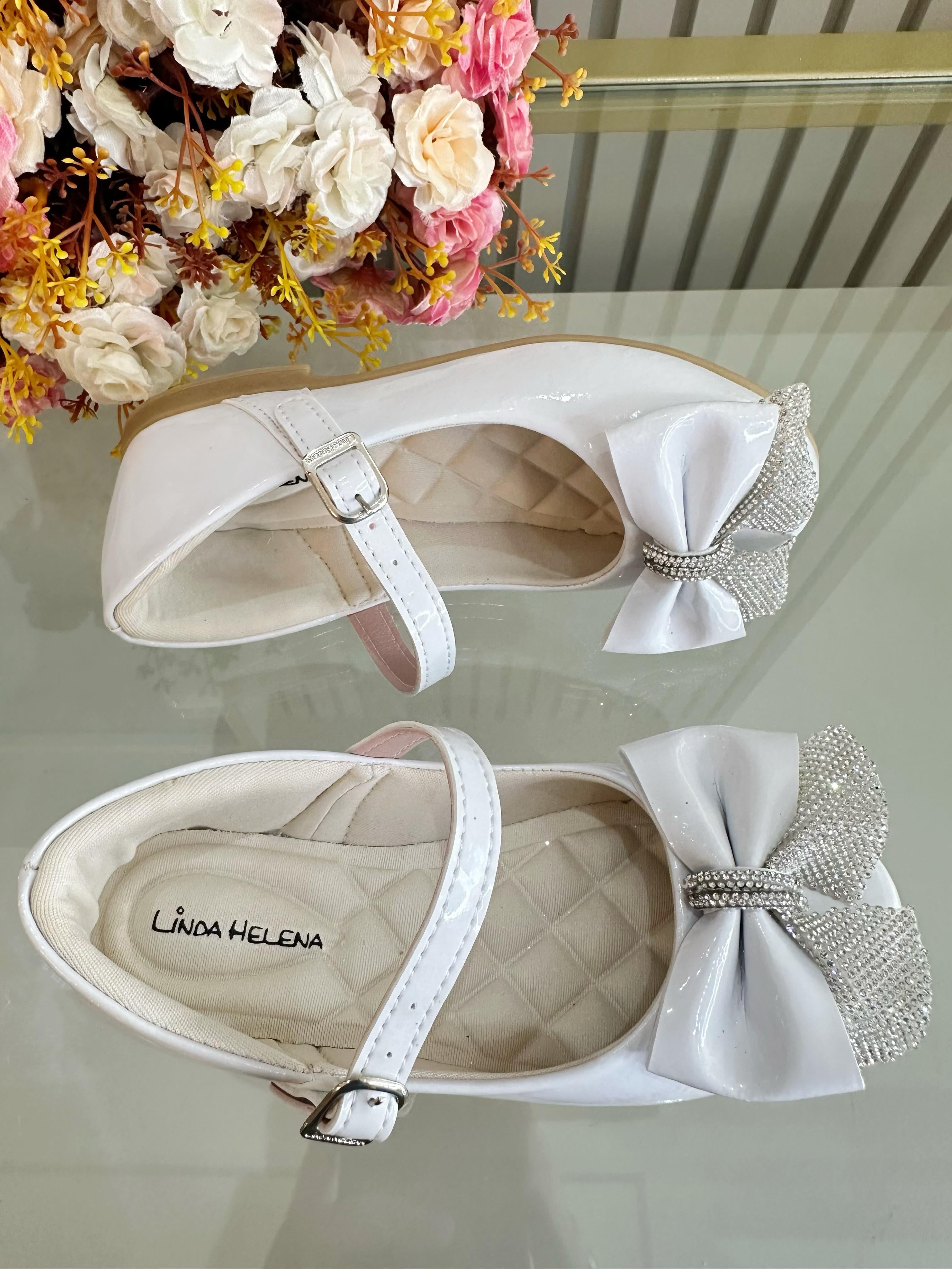 Sapatinho Infantil Branco Verniz Aplique de Lacinho Com Strass
