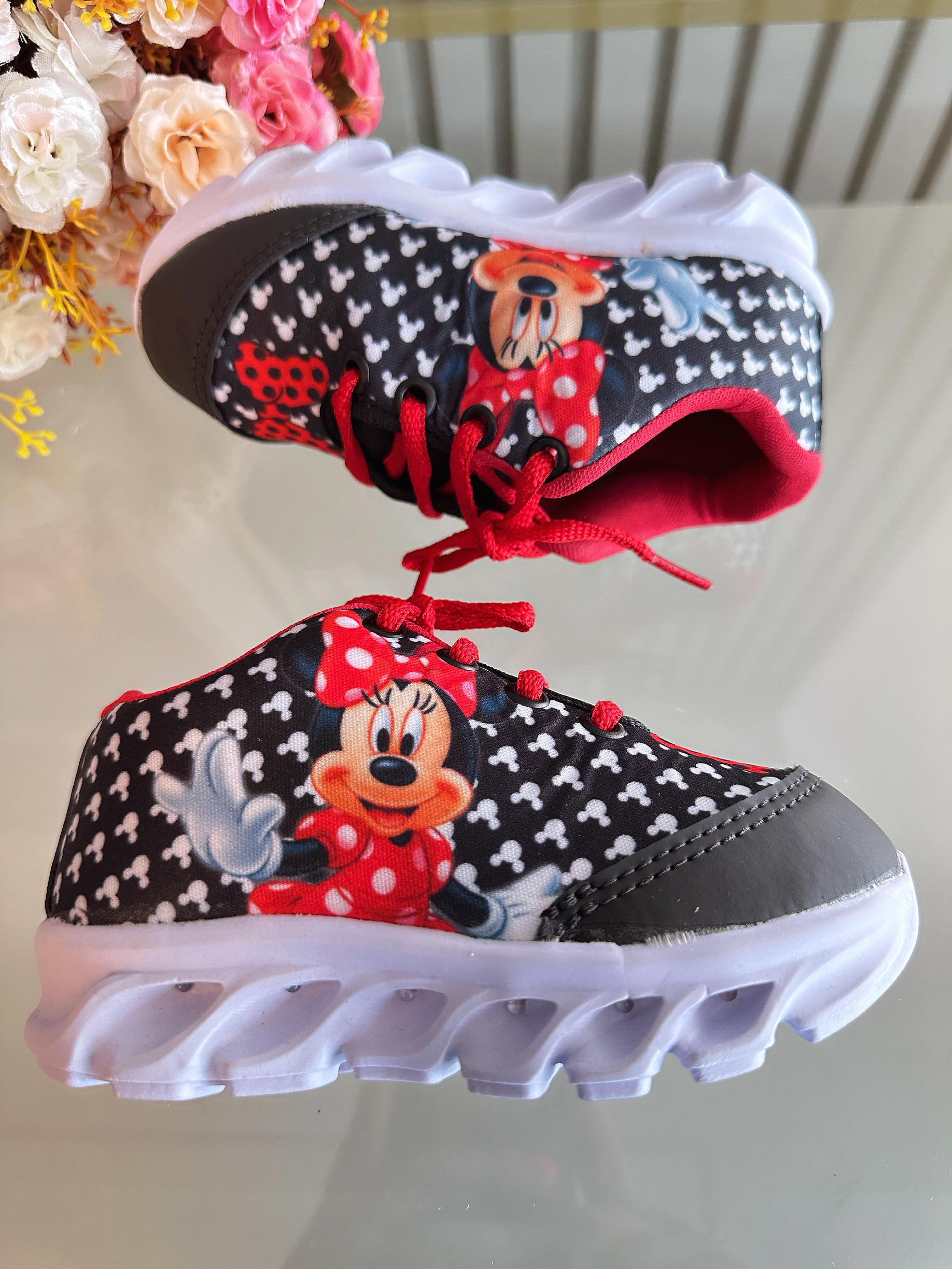 Tênis Meninas Temático Minnie Preto Com Leds