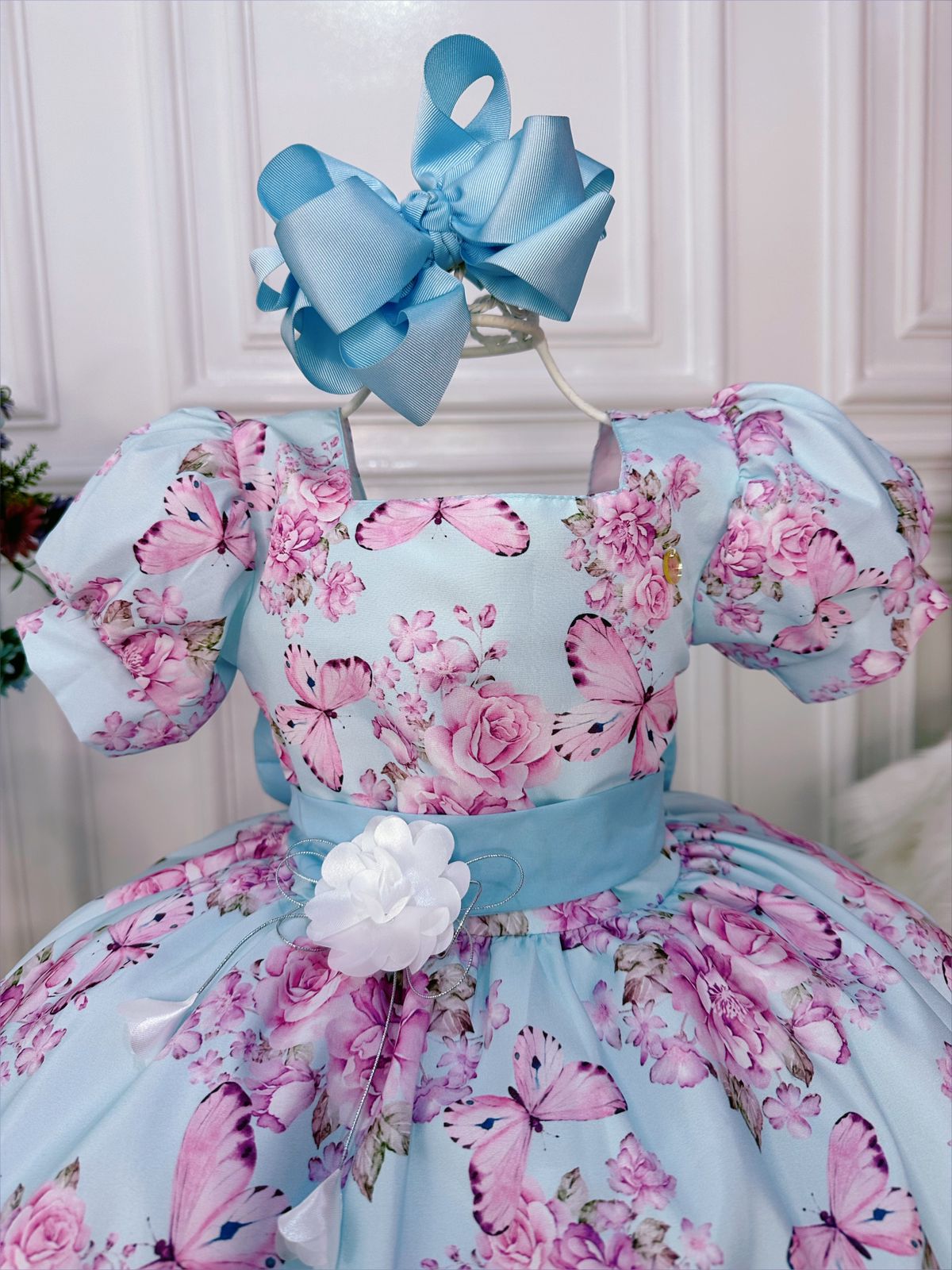 Vestido Infantil Azul Bebê Jardim das Borboletas C/ Broche