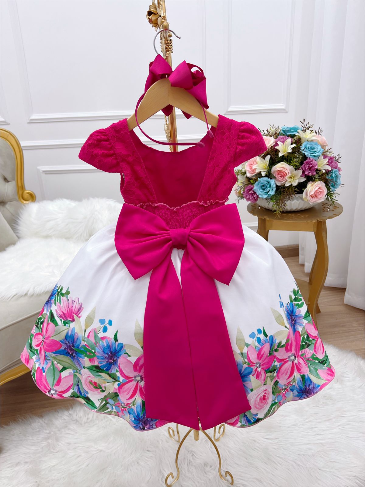 Vestido Infantil Pink Com Renda Saia Floral Branca Pérolas