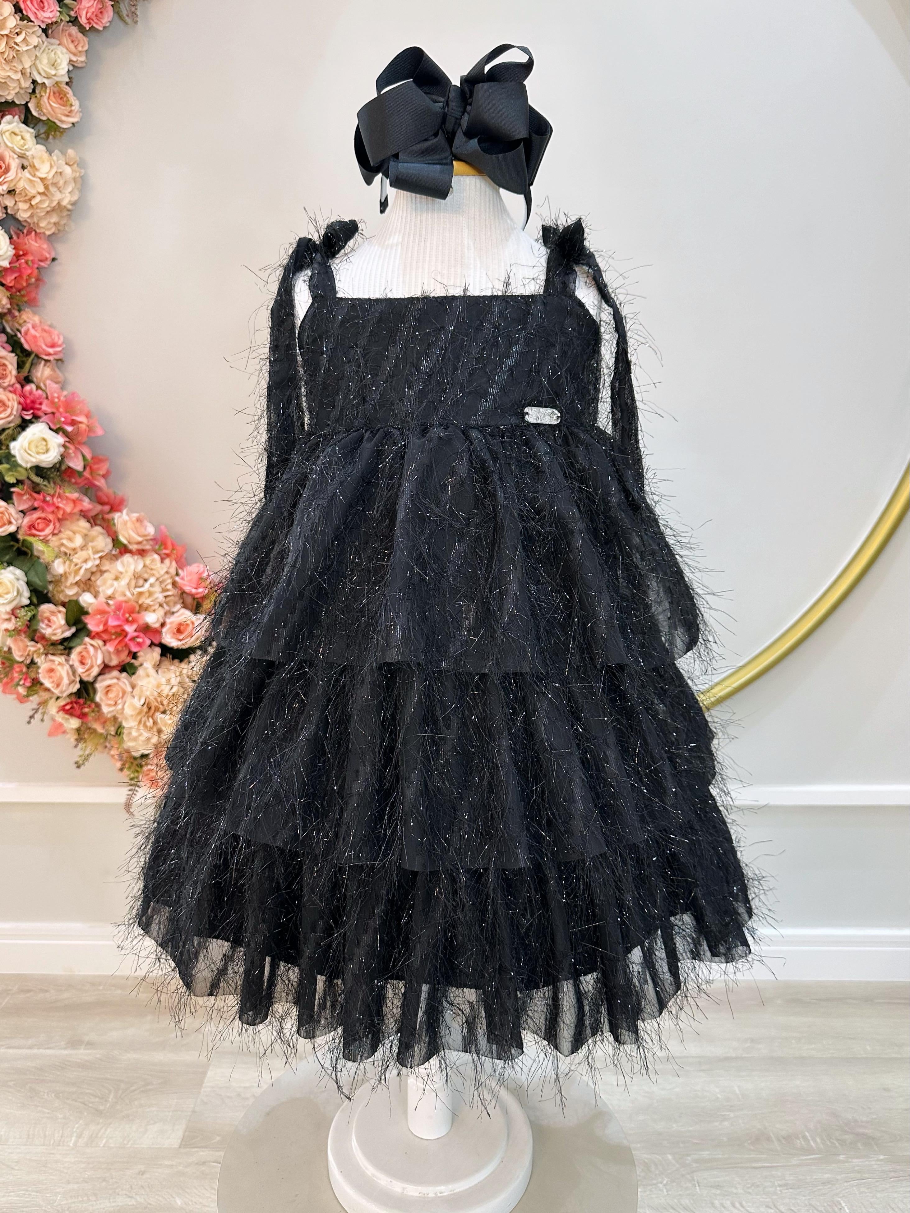 Vestido Infantil Preto de Alça e Com Plumas Luxo