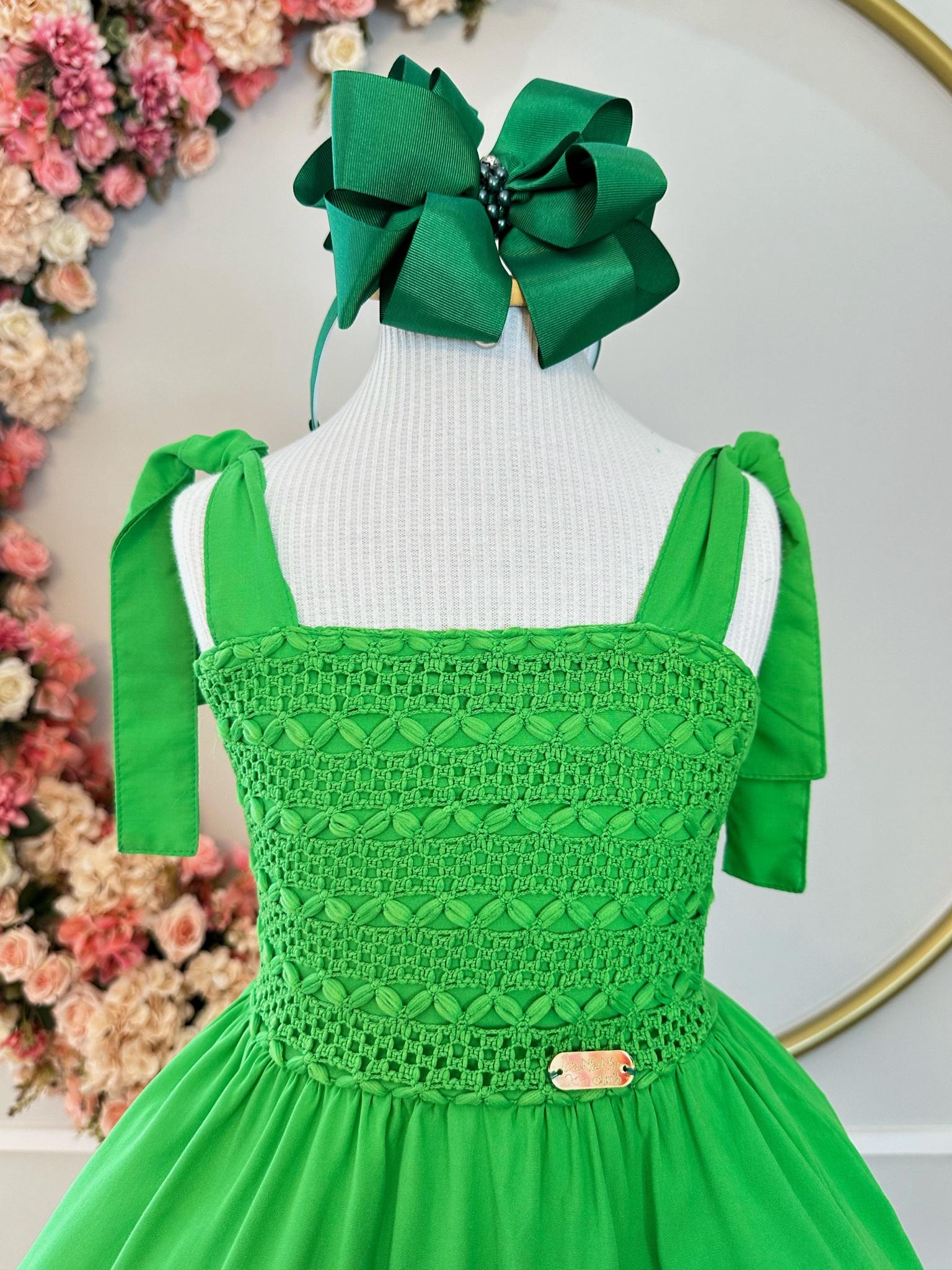 Vestido Infantil Primavera Verão Verde Bandeira de Alça e Bordado