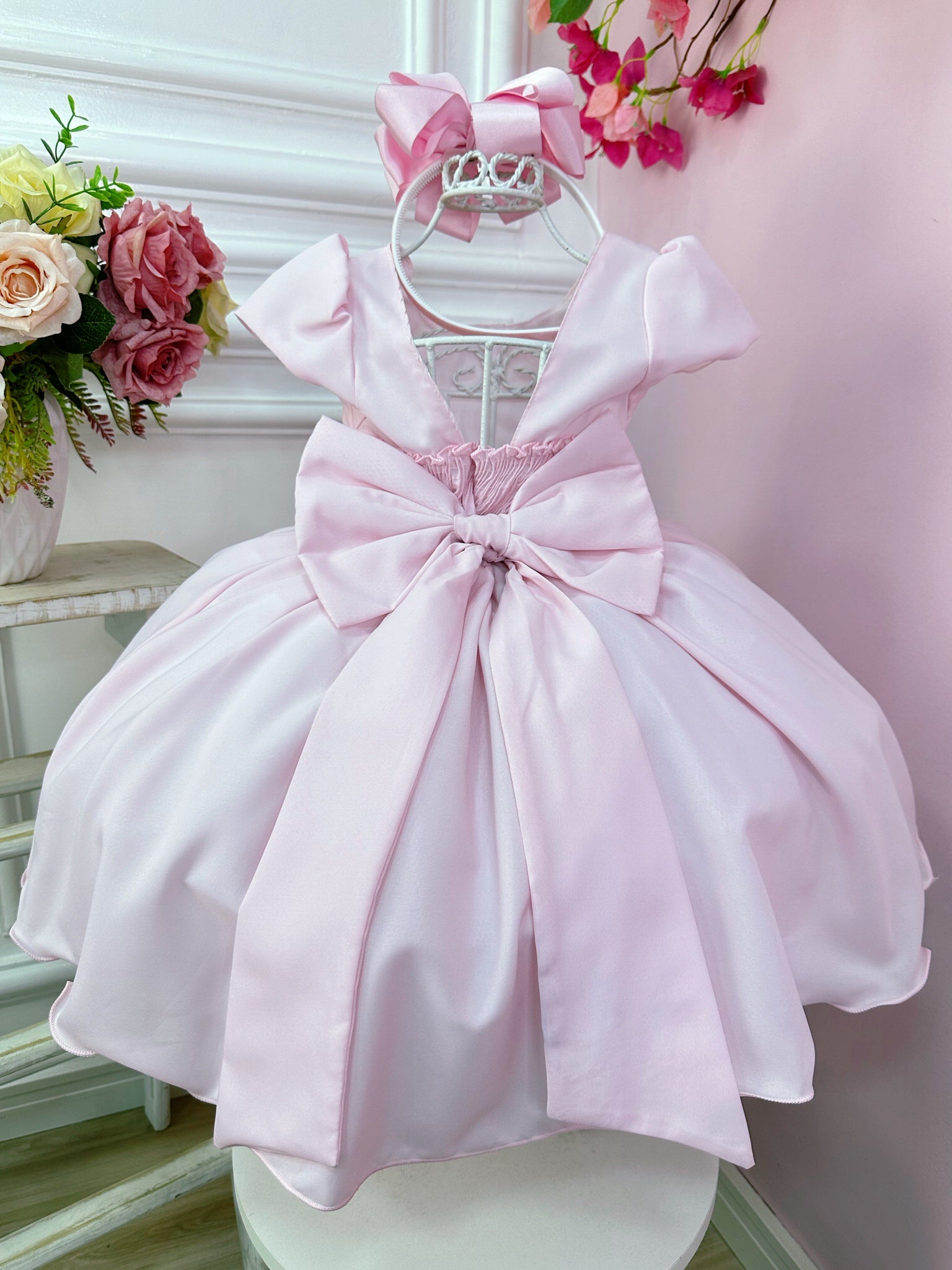 Vestido Infantil Rosa C/ Aplique de Flores e Broche Luxo