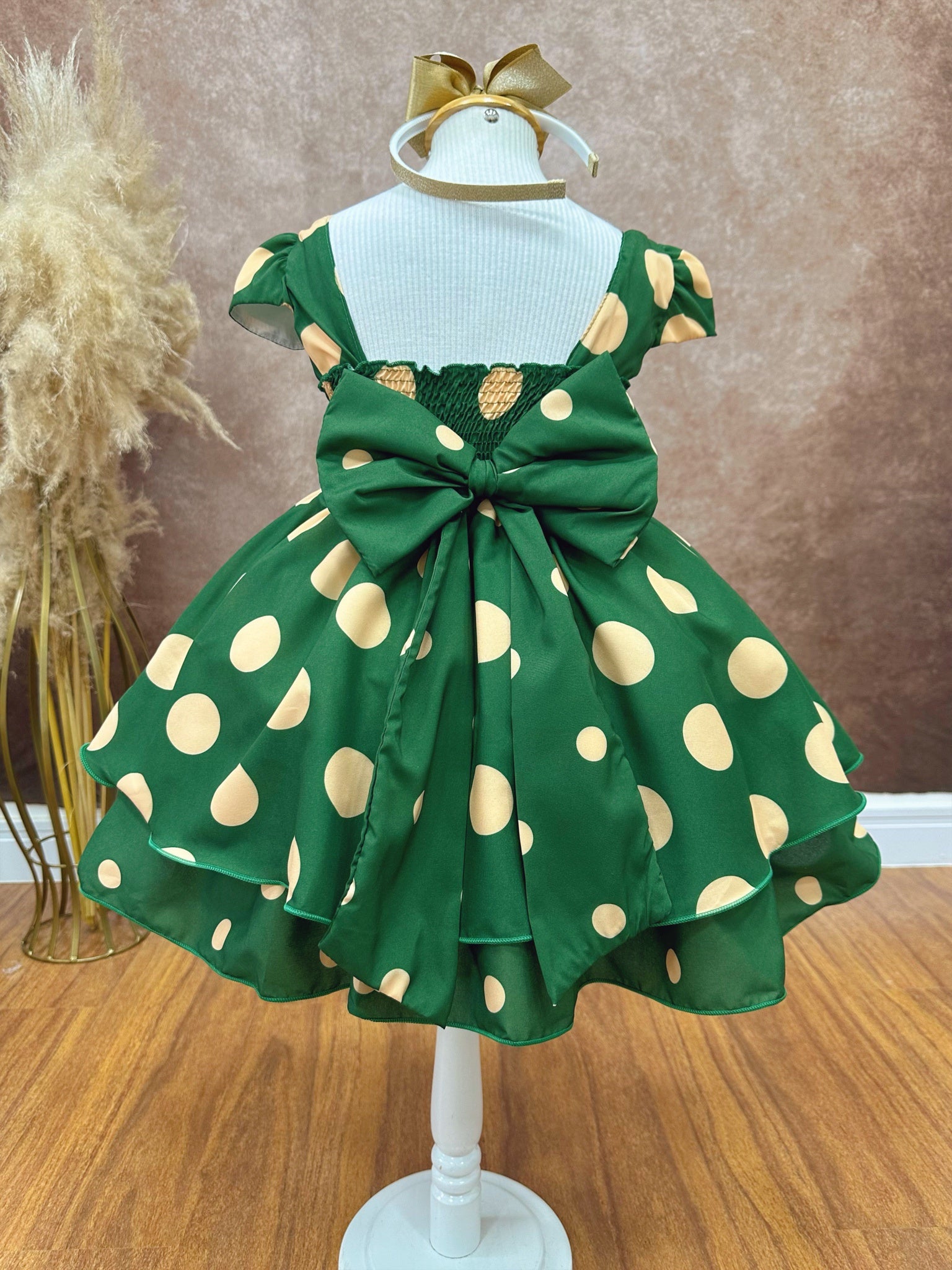 Vestido Infantil Verde Militar C/ Broche de Flor Festas