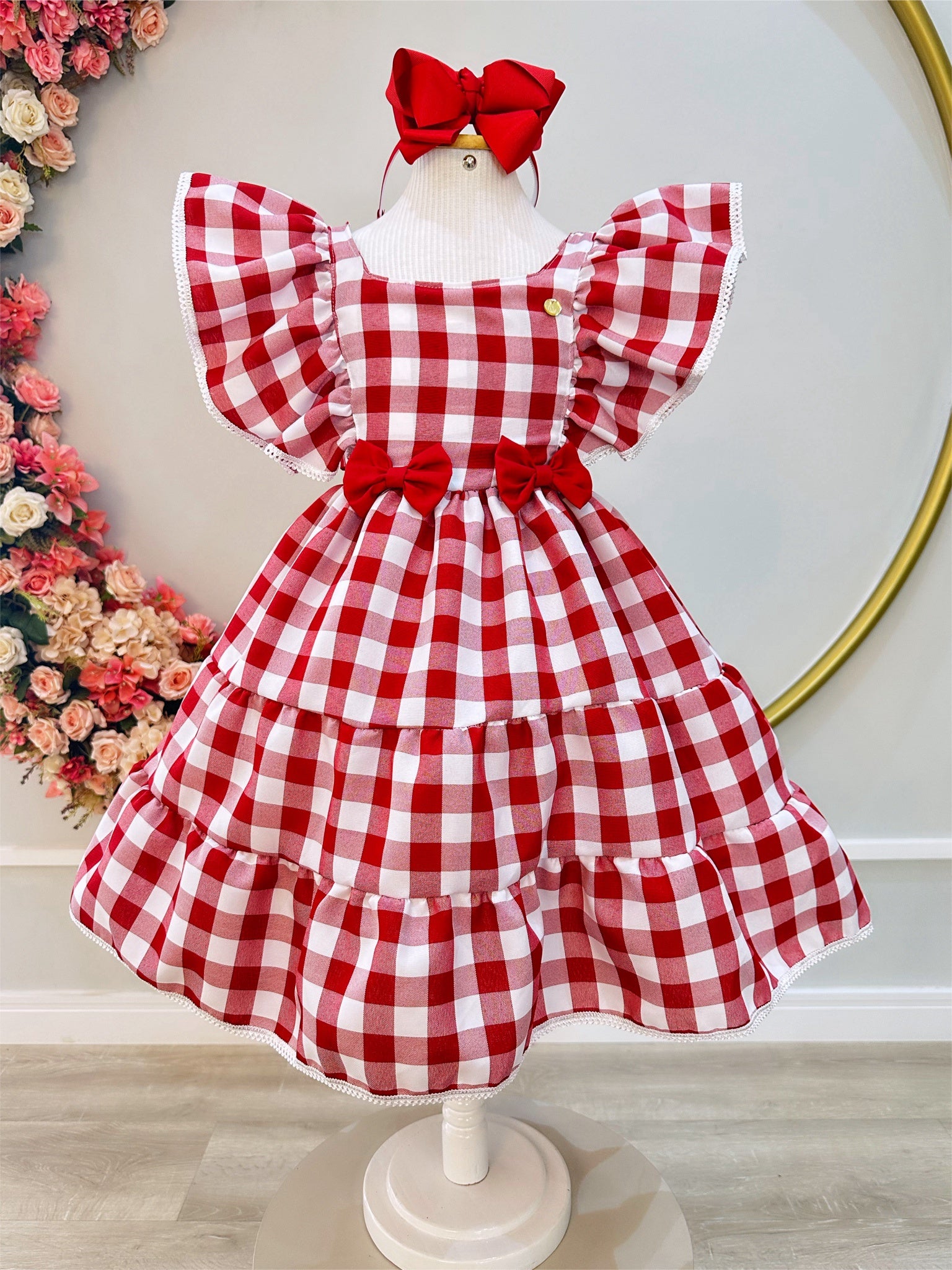 Vestido Infantil Xadrez Marsala e Branco Broche de Lacinhos
