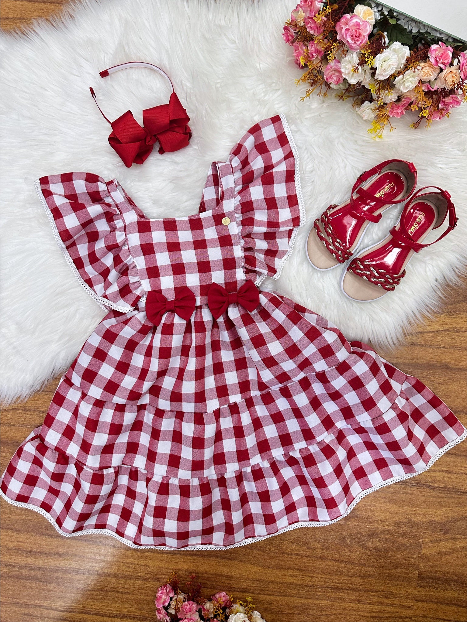 Vestido Infantil Xadrez Marsala e Branco Broche de Lacinhos
