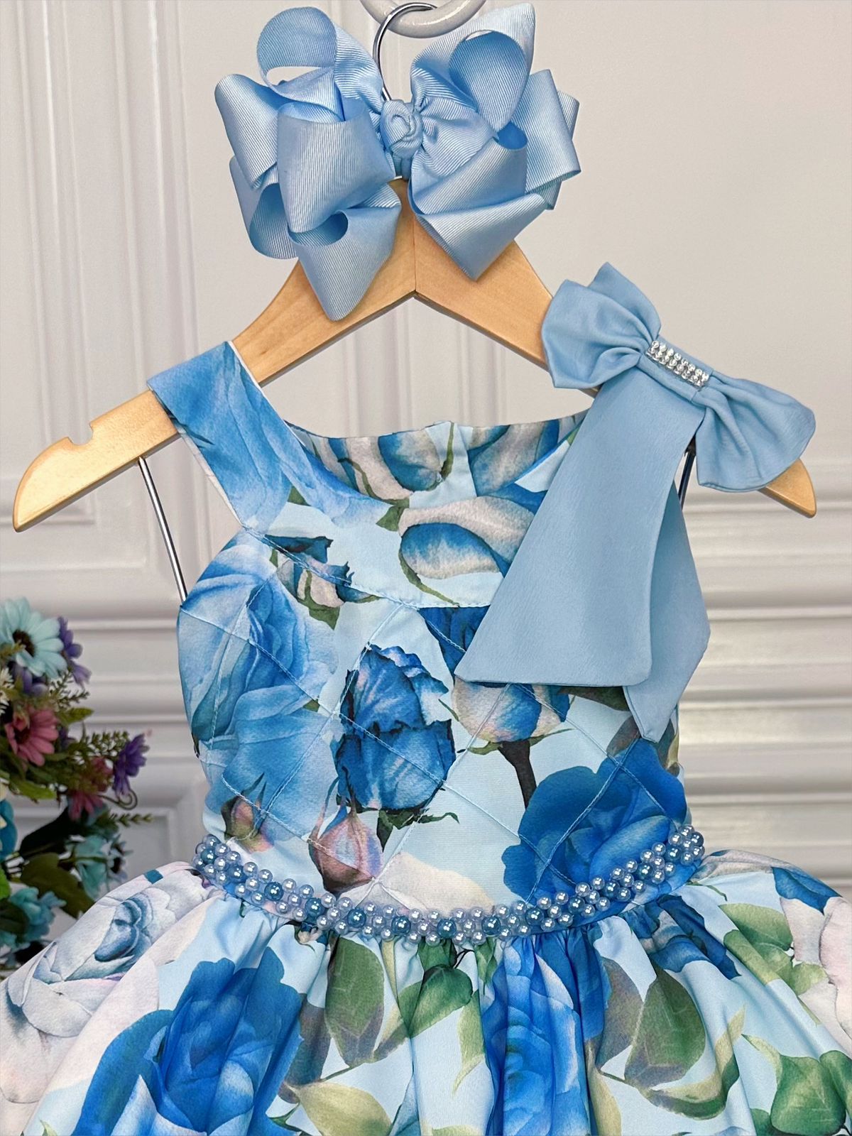 Vestido Infantil Azul Florido Pérolas e Strass Luxo