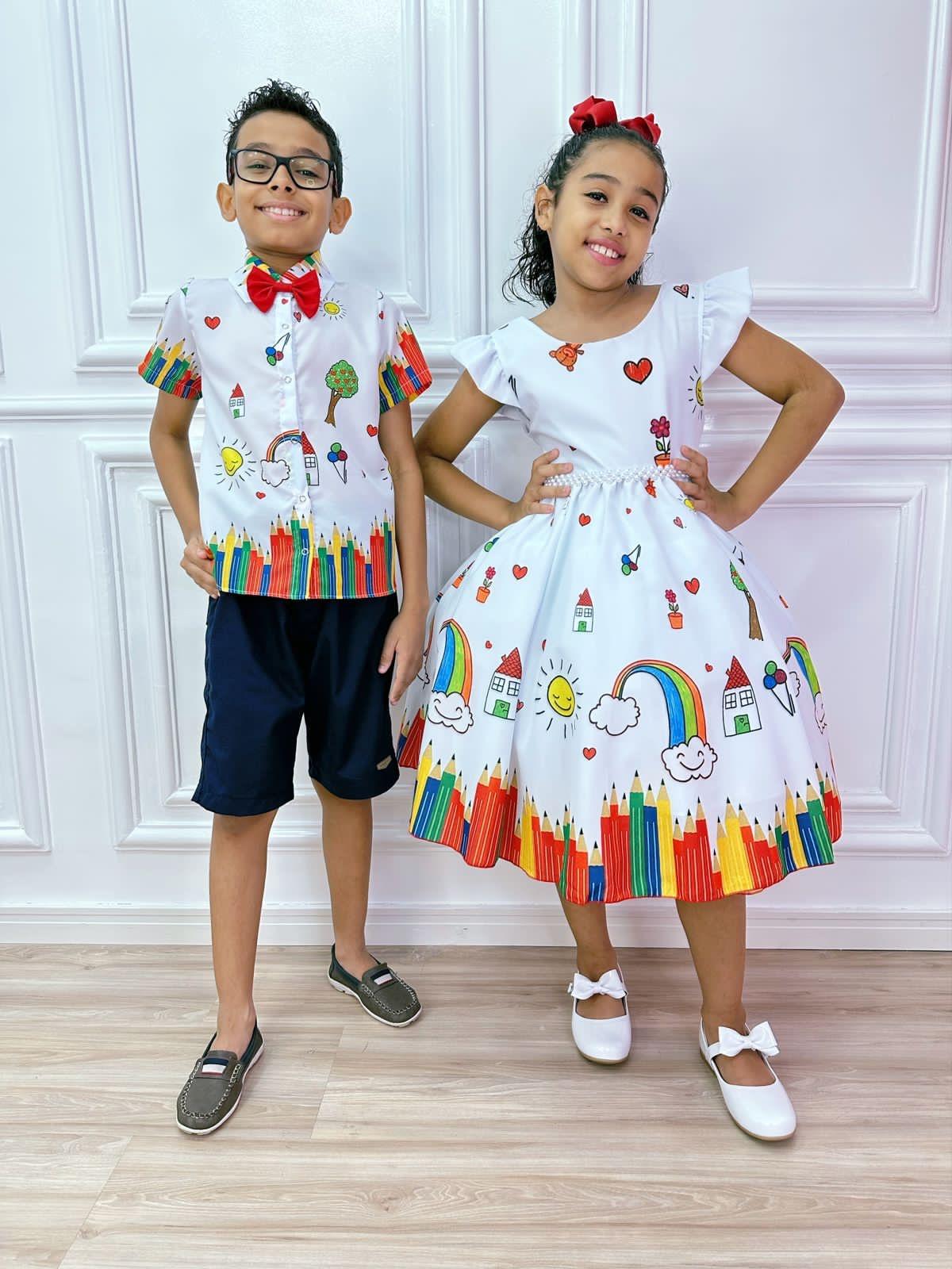Vestido Infantil Branco Aquarela Com Cinto de Pérolas Luxo