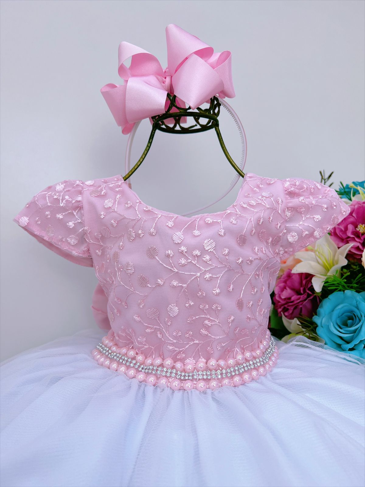 Vestido Infantil Rosa C/ Renda e Saia Branca Cinto Pérolas
