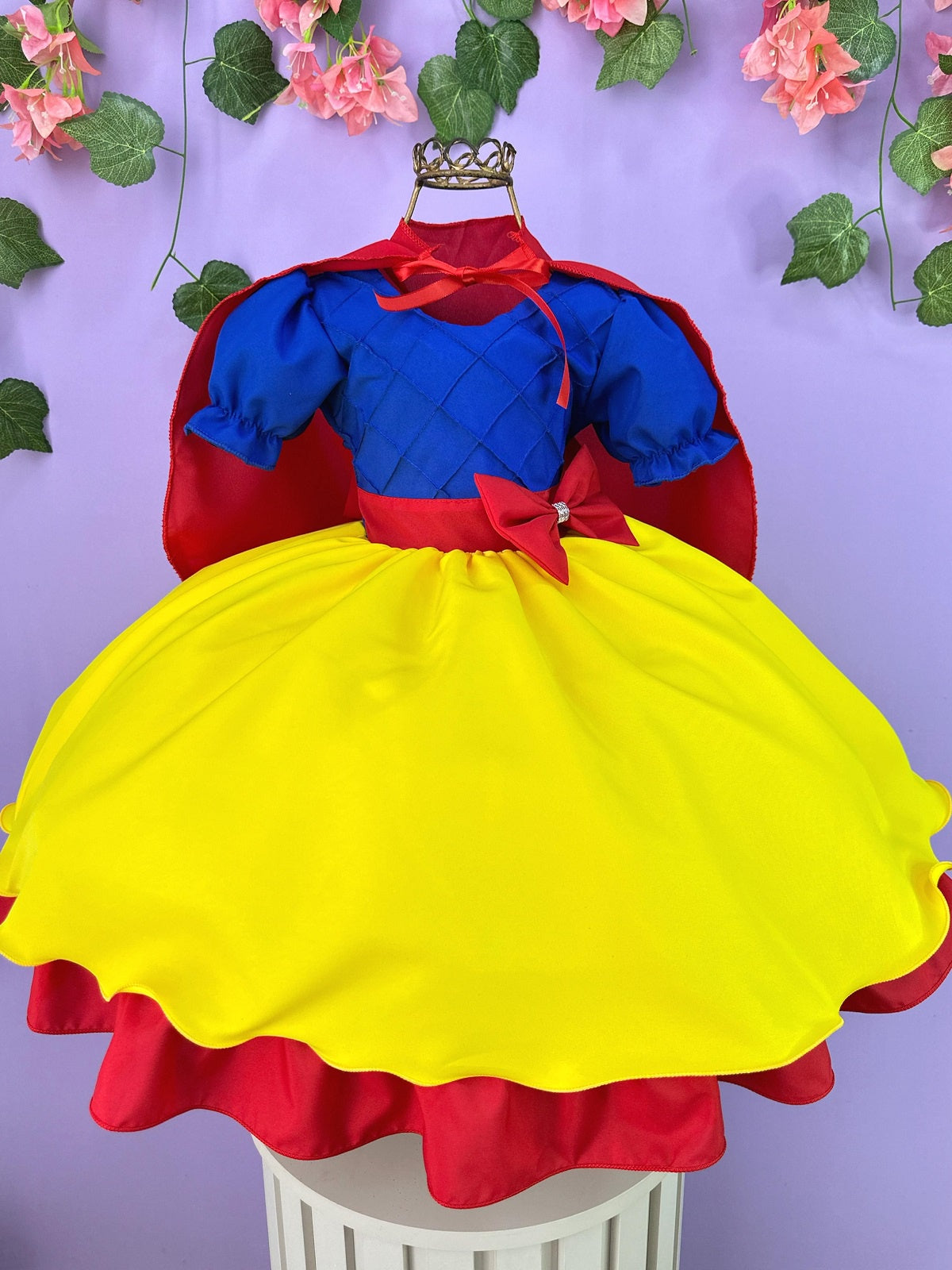 Vestido Infantil Branca de Neve Amarela Com Capa Festas