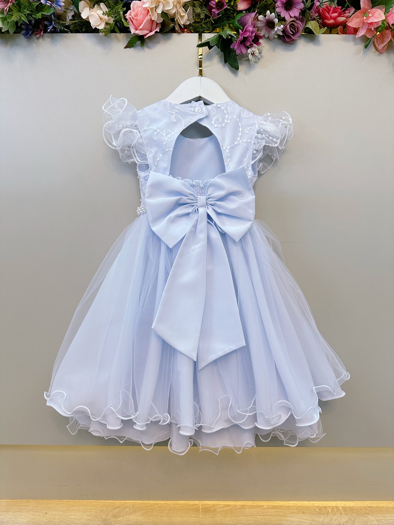 Vestido Infantil Branco Busto Com Renda Batizados Daminhas
