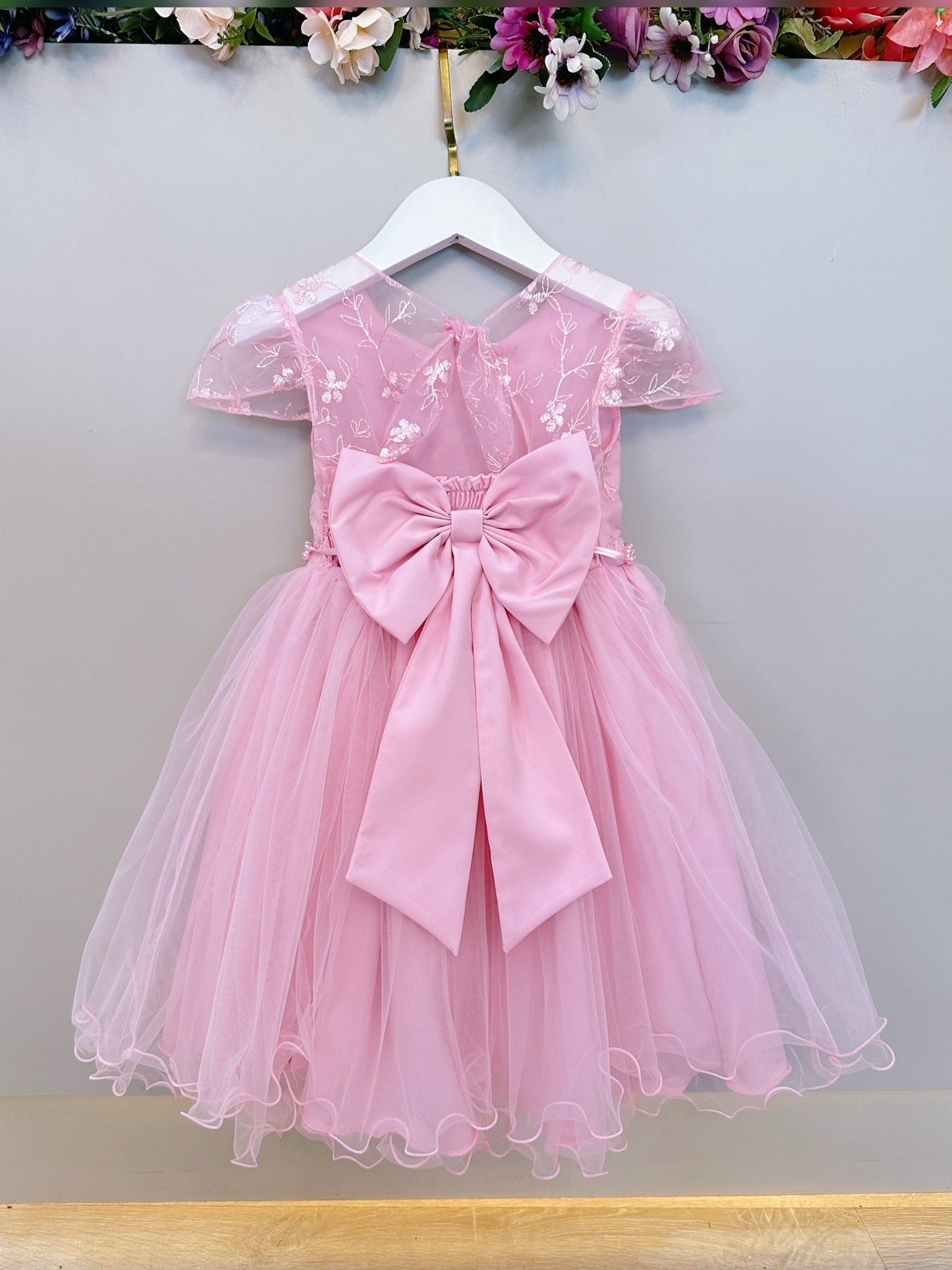 Vestido Infantil Rosa Busto Com Renda Daminhas Batizados