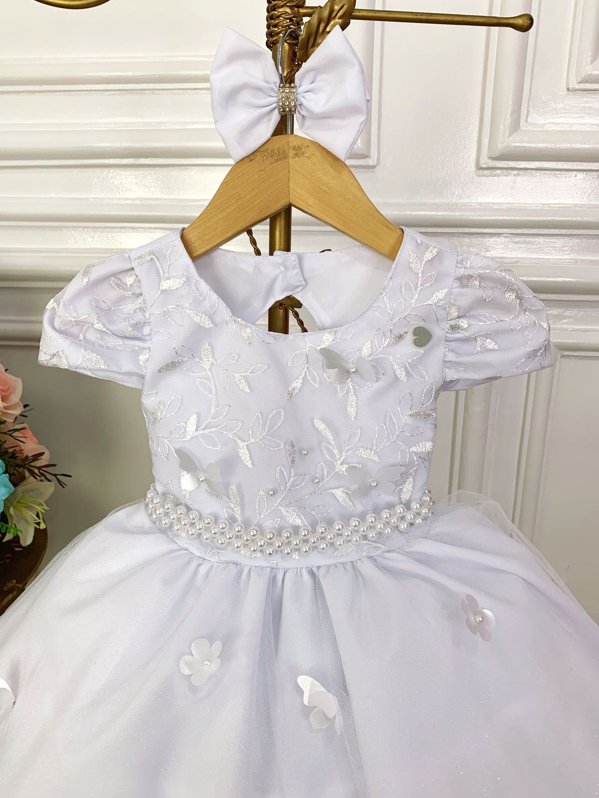 Vestido Infantil Branco Renda Aplique Flor Borboleta e Laço