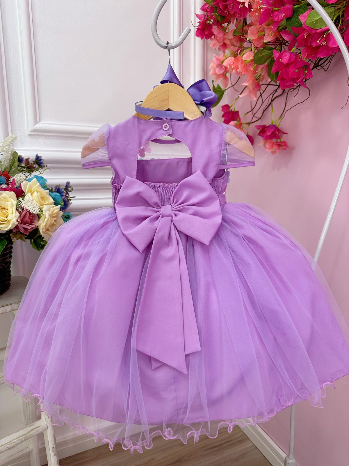 Vestido Infantil Lilás Busto Plissado Com Flores Borboleta