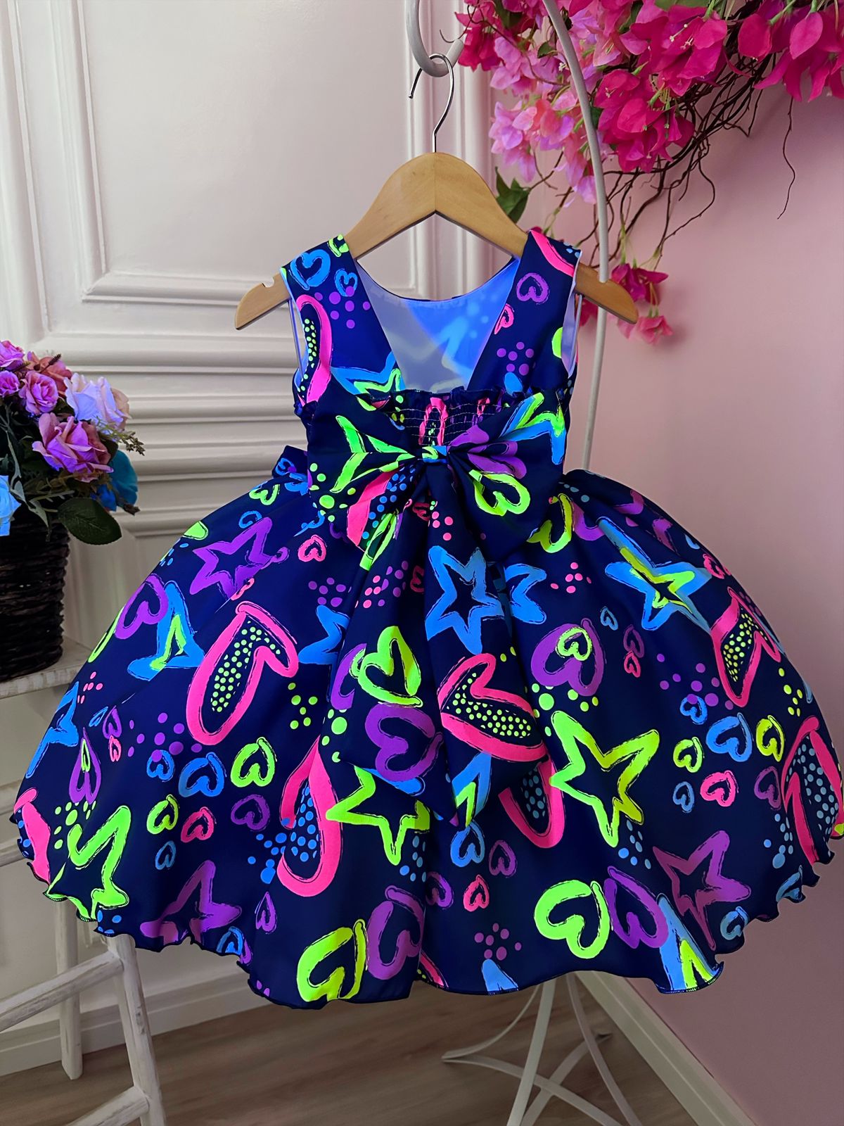 Vestido Infantil Barbie Azul Marinho Neon C/ Broche de Laço