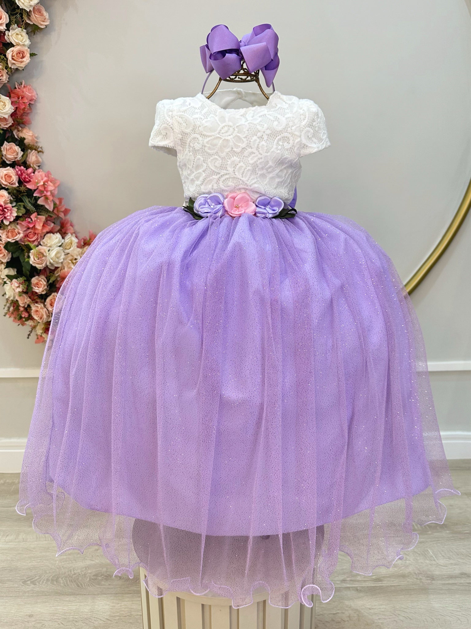 Vestido Infantil Off White Saia Lilás C/ Renda e Broche Damas