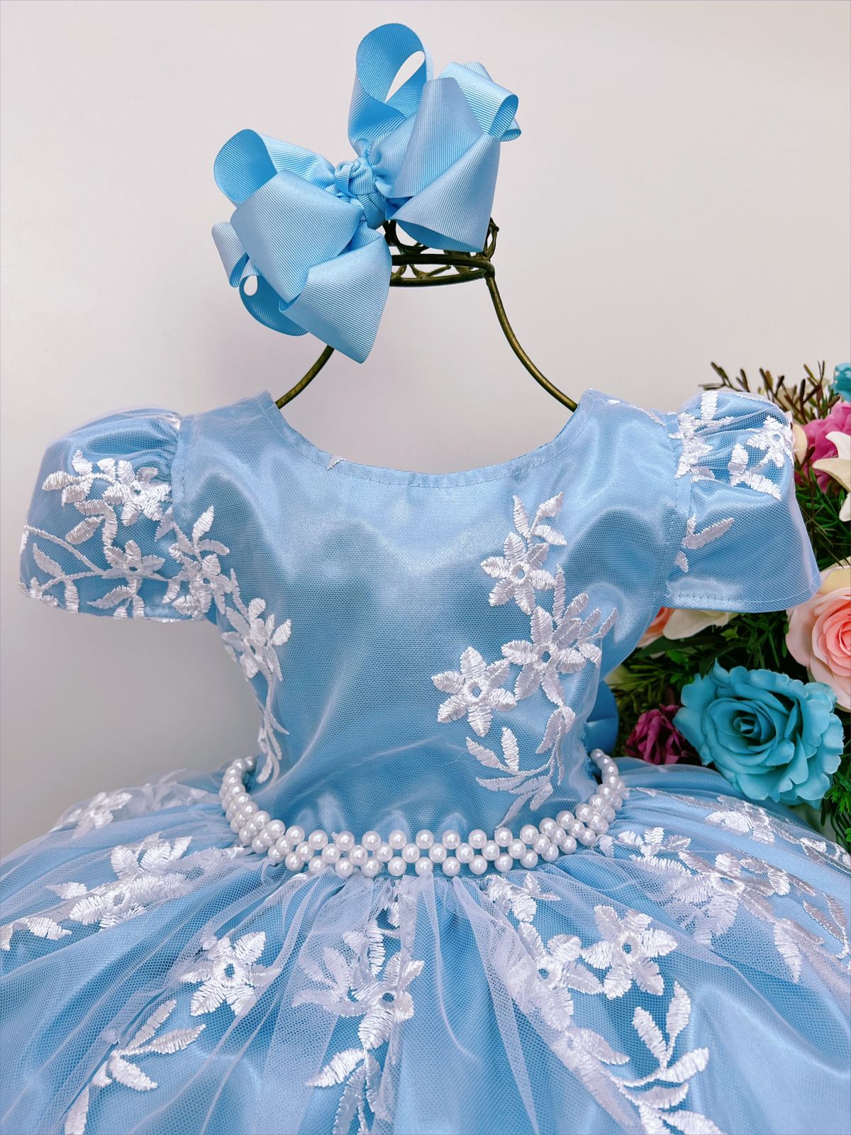 Vestido Infantil Azul Renda Branca Realeza e Pérolas Luxo