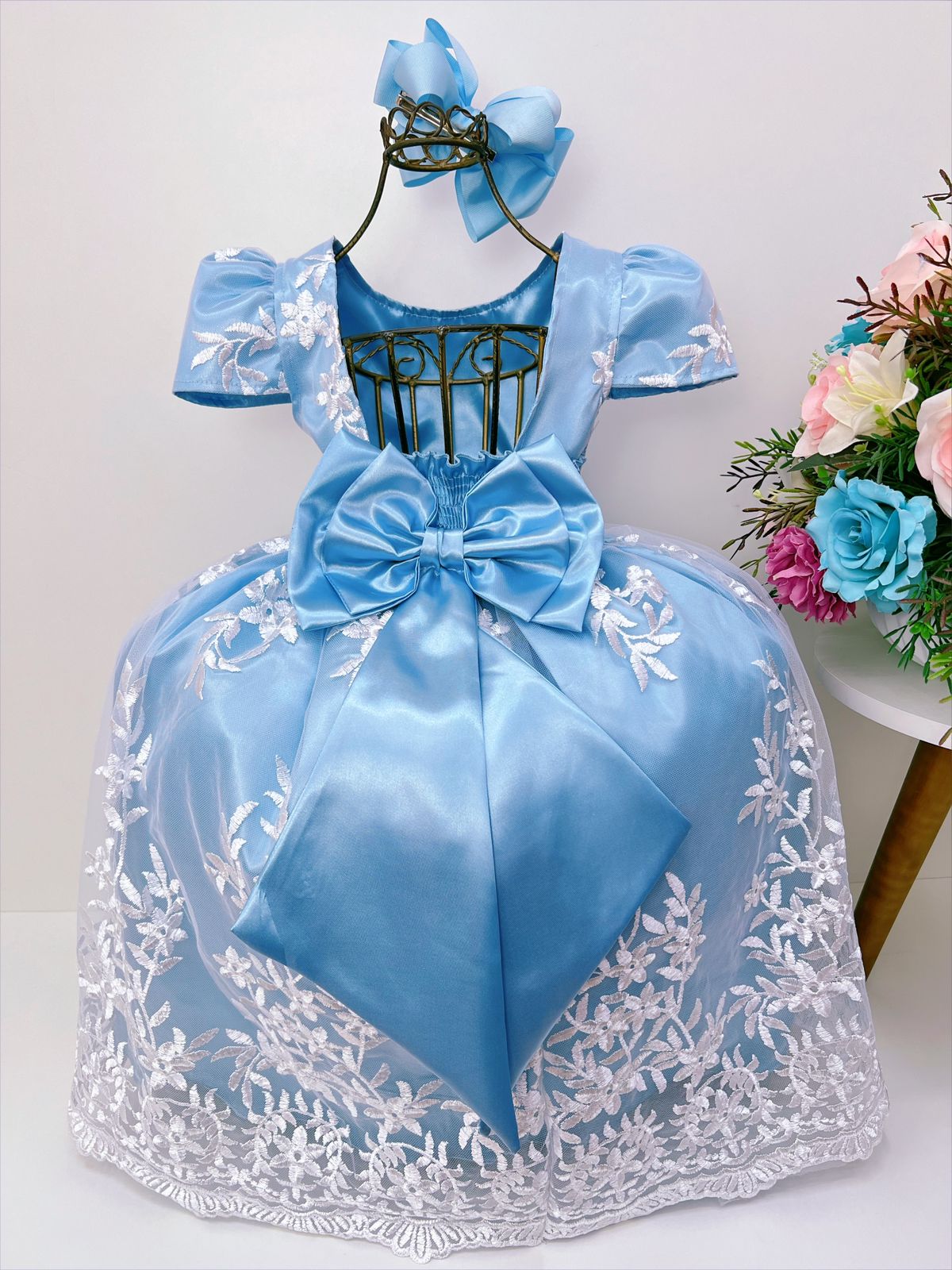 Vestido Infantil Azul Renda Branca Realeza e Pérolas Luxo