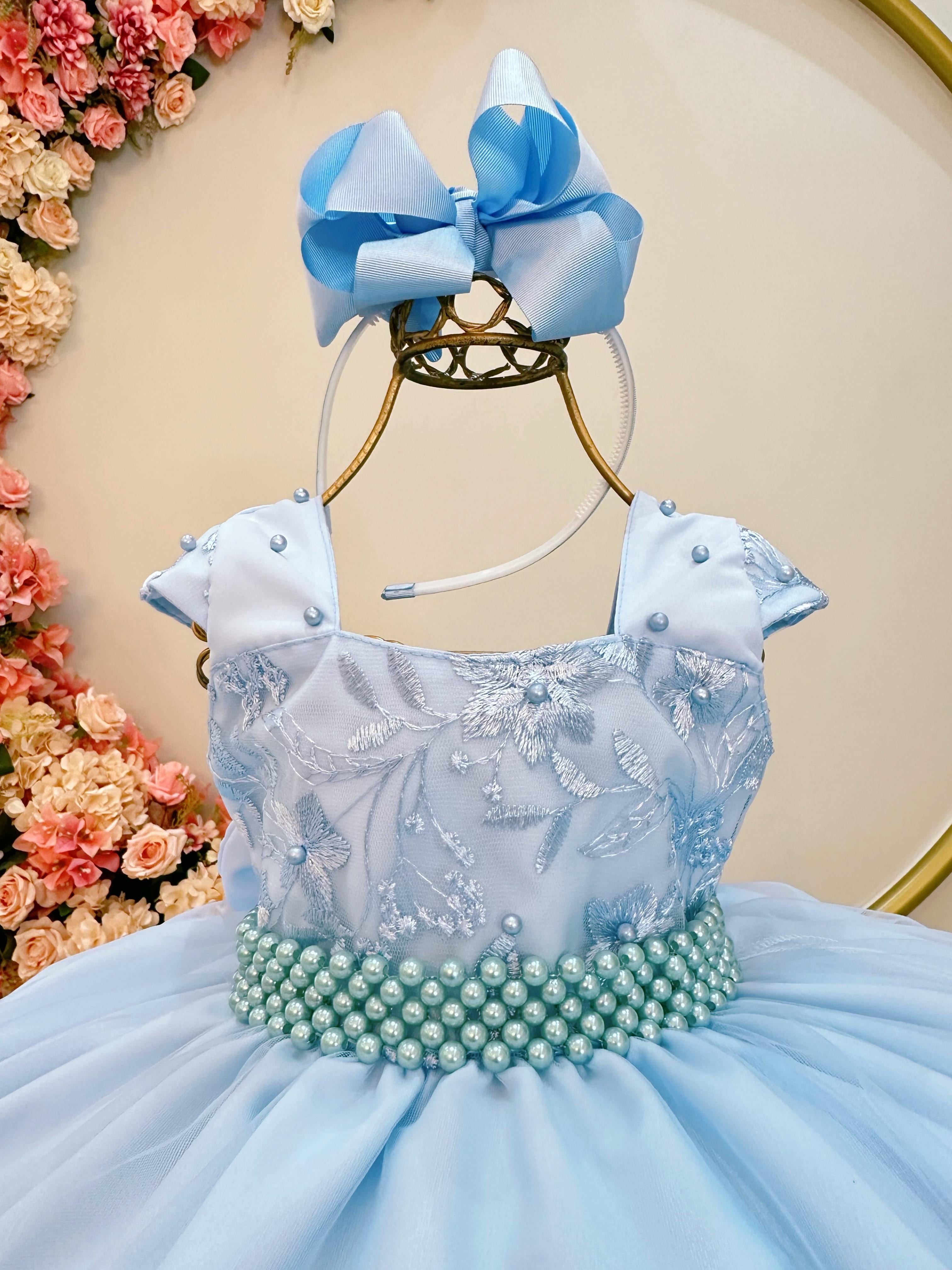 Vestido Infantil Azul Bebê C/ Renda Luxo e Cinto de Pérolas