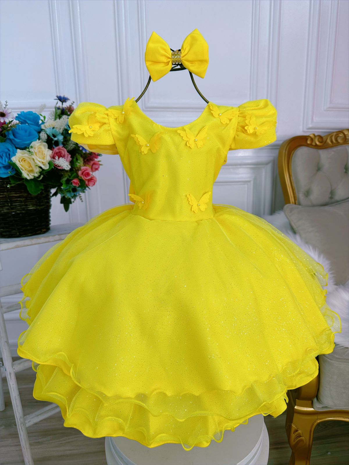 Vestido Infantil Amarelo Aplique Borboletas C/ Laço Glitter