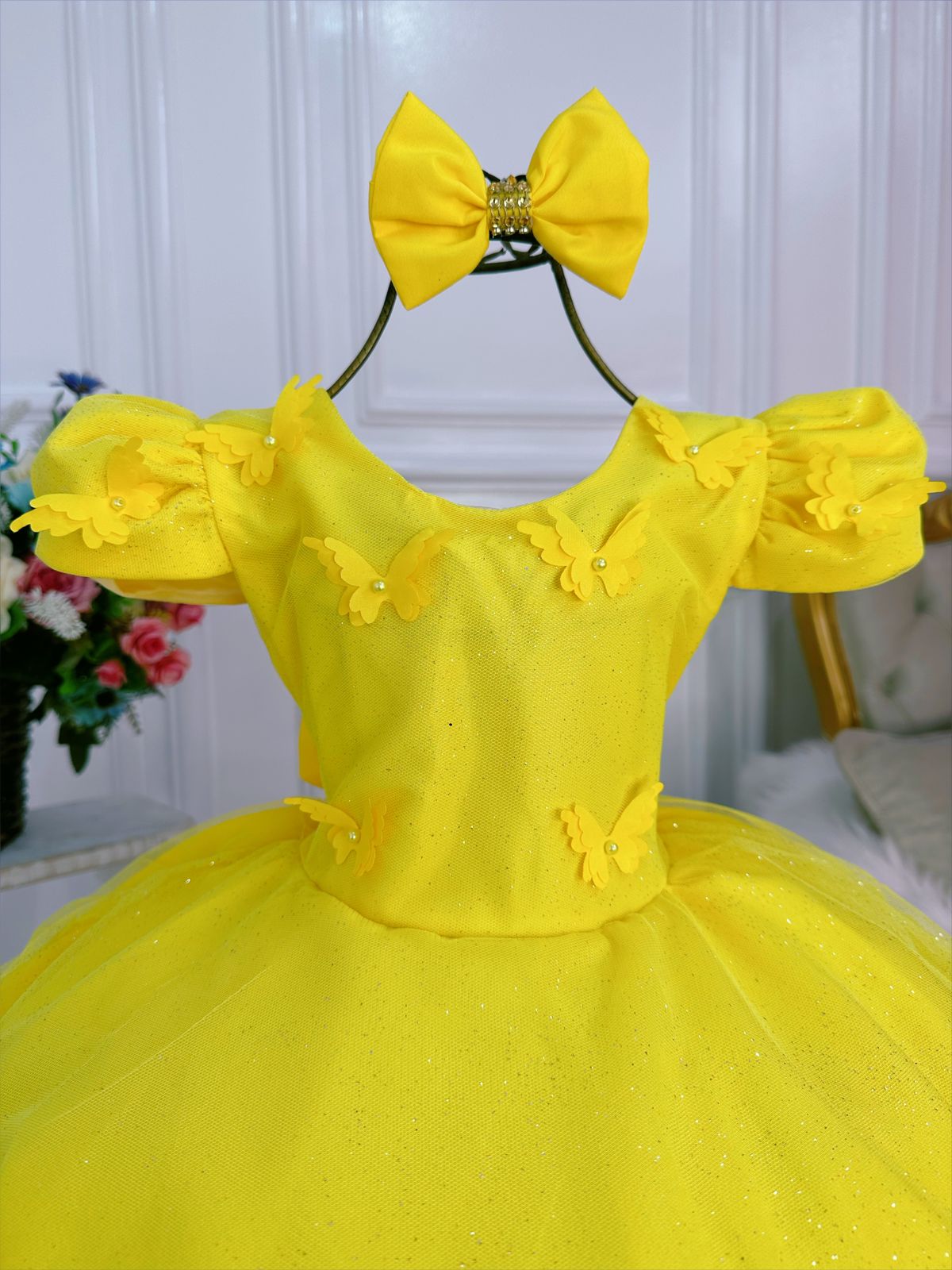 Vestido Infantil Amarelo Aplique Borboletas C/ Laço Glitter