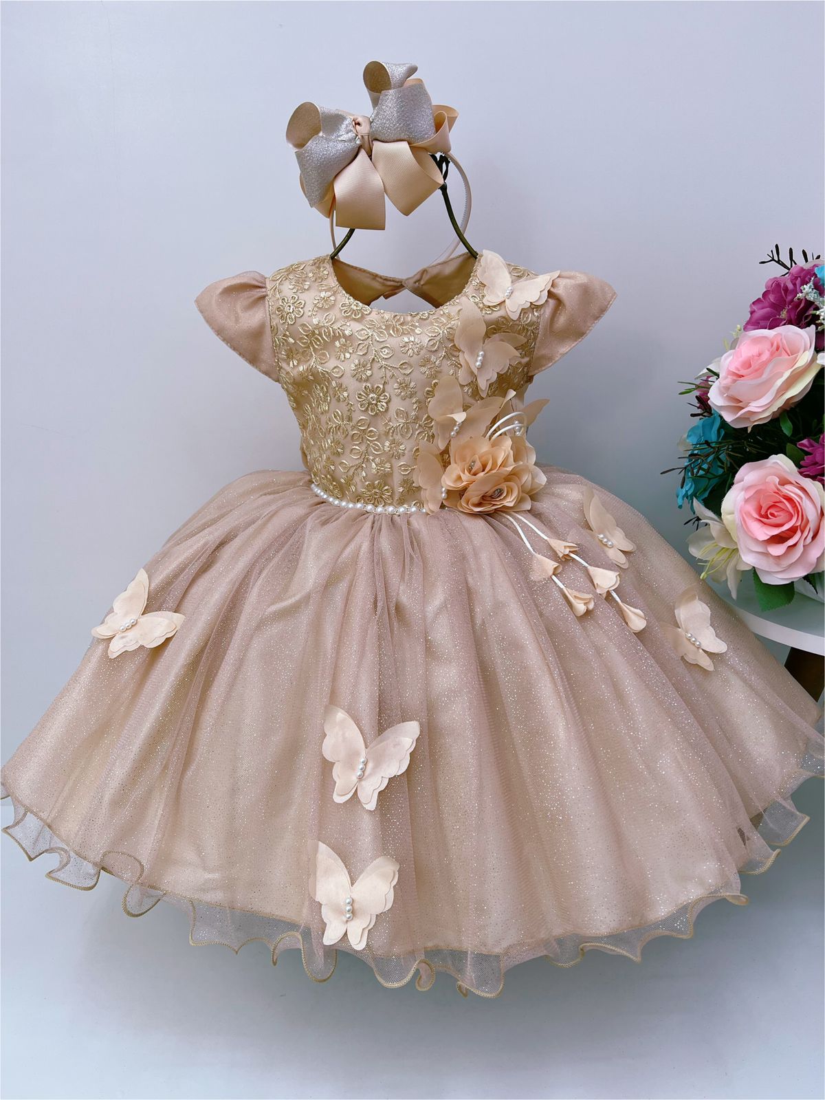 Vestido Infantil Aplique de Borboletas Renda Flor Dourado