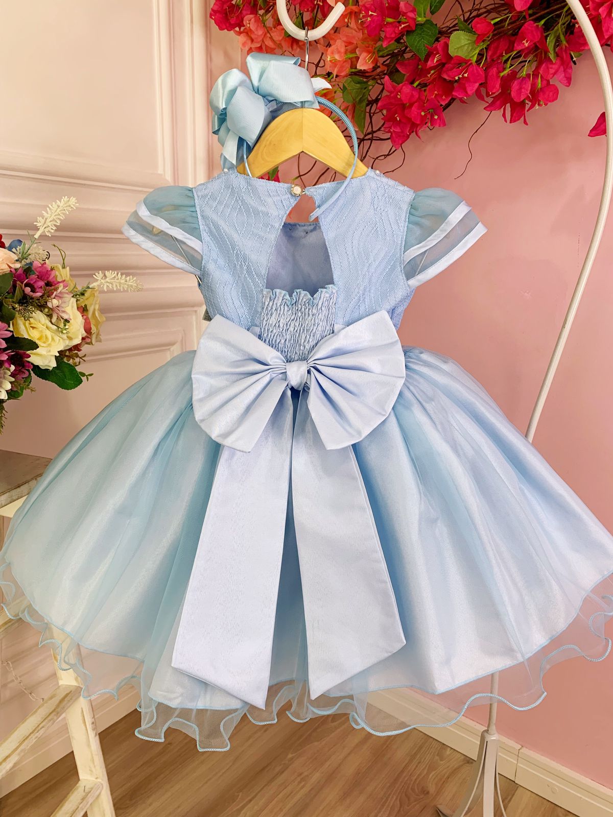 Vestido Infantil Azul C/ Aplique Flores Borboletas e Renda