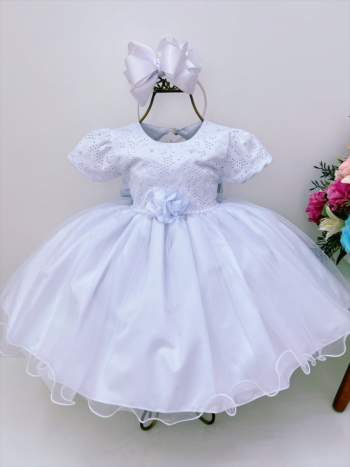 Vestido Infantil Branco Renda Aplique Flor Pérolas Batizado