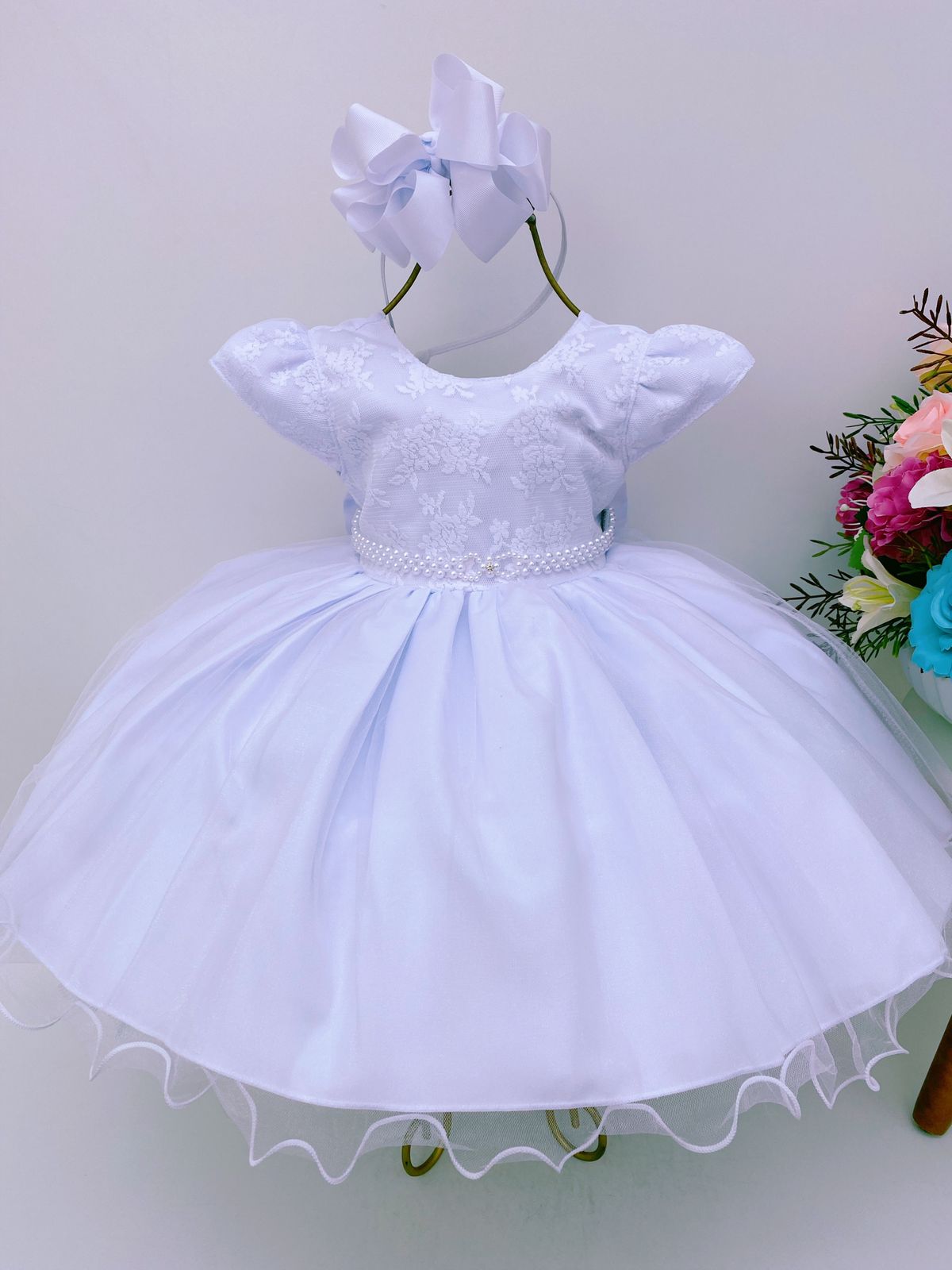 Vestido Infantil Branco Renda no Busto e Pérolas Batizado