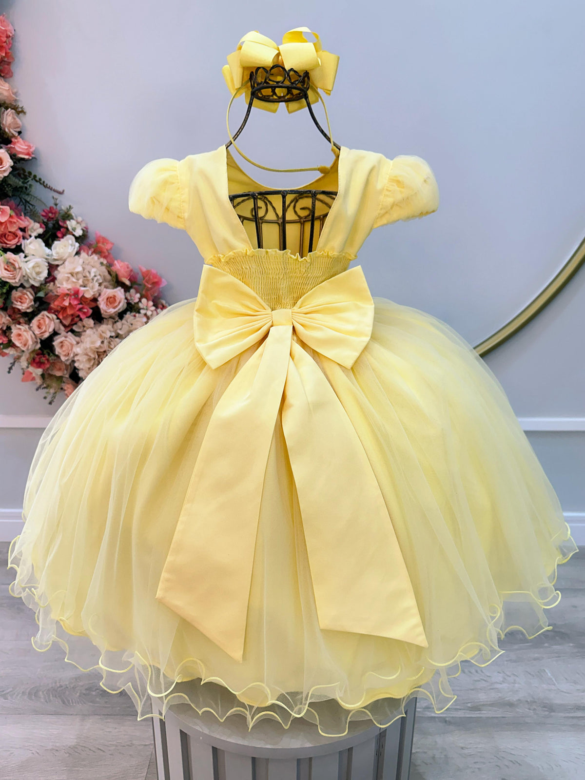 Vestido Infantil Amarelo Cinto de Pérolas Casamentos Festas