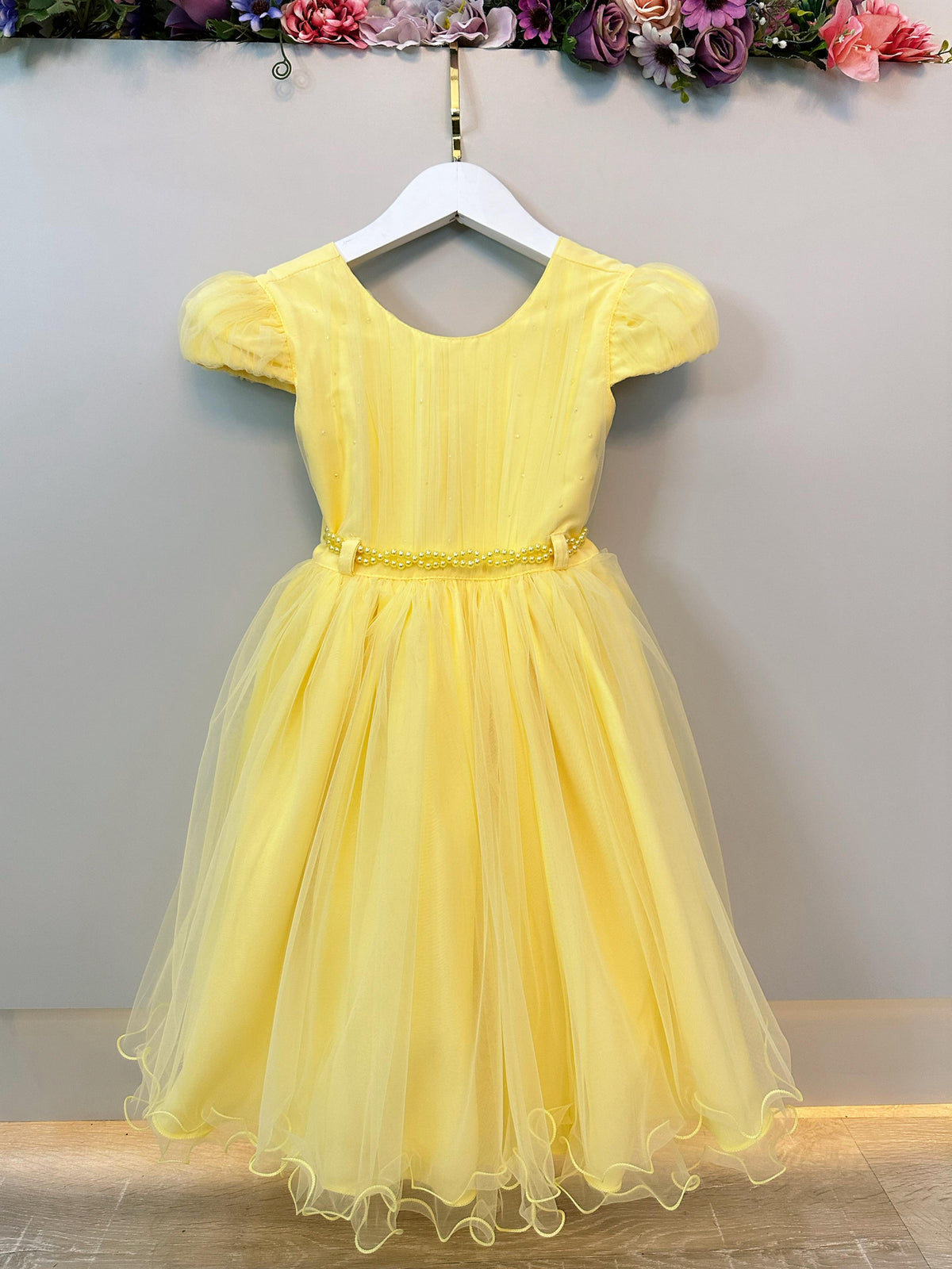 Vestido Infantil Amarelo Cinto de Pérolas Casamentos Festas