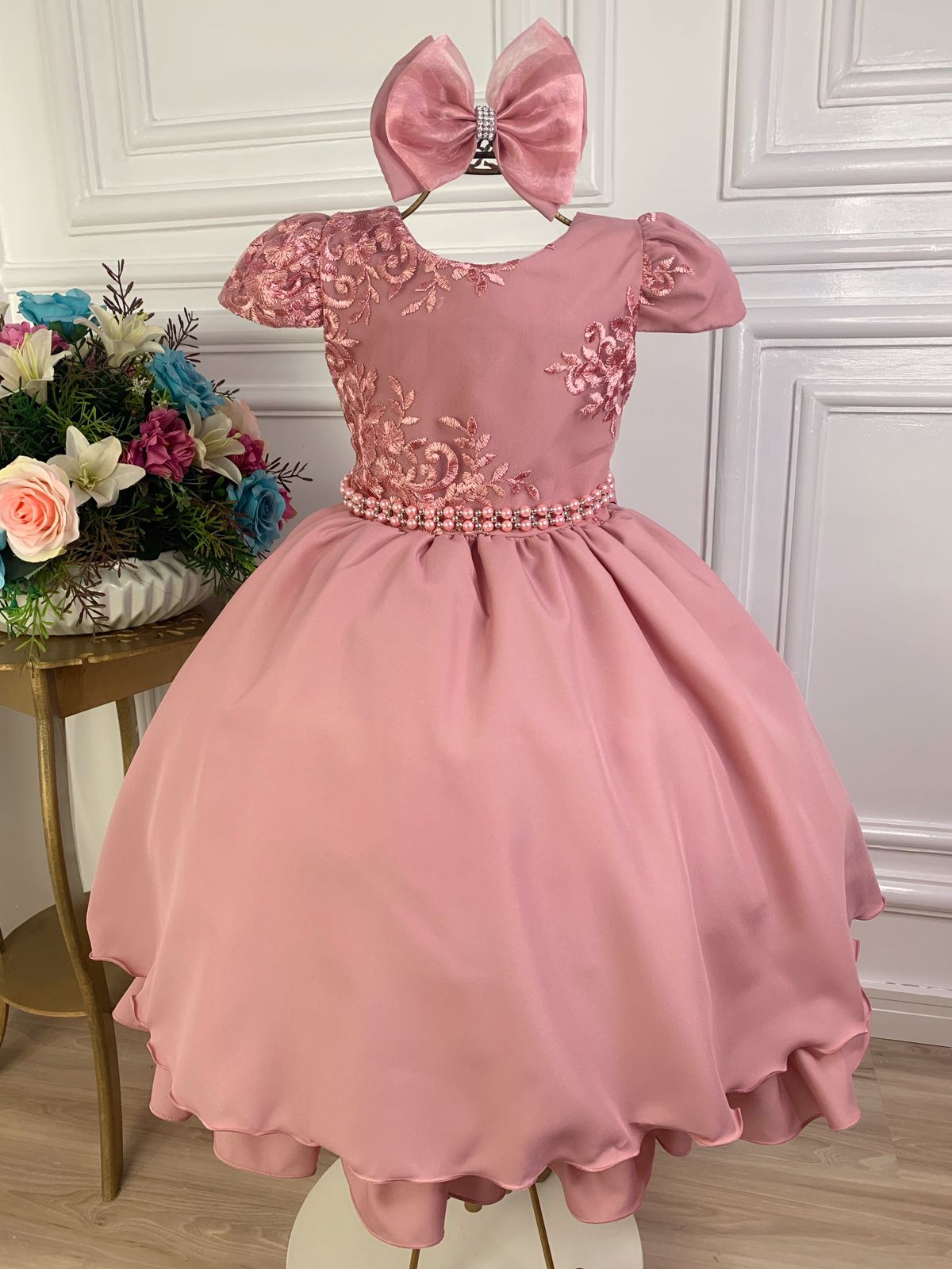 Vestido Infantil Rose Com Laço e Renda Cinto de Pérolas