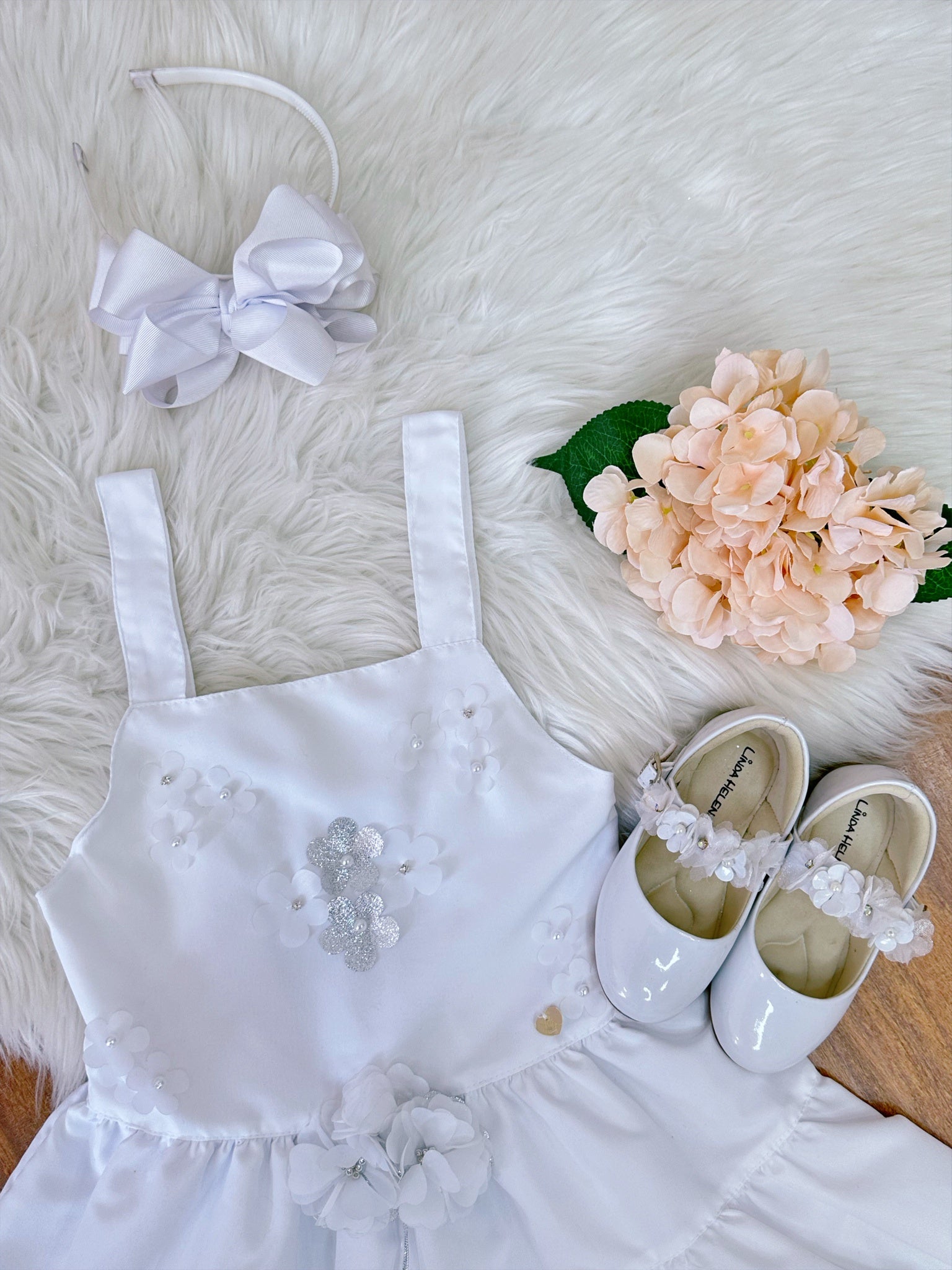Vestido infantil de Alça Branco C/ Apliques de Flores Luxo