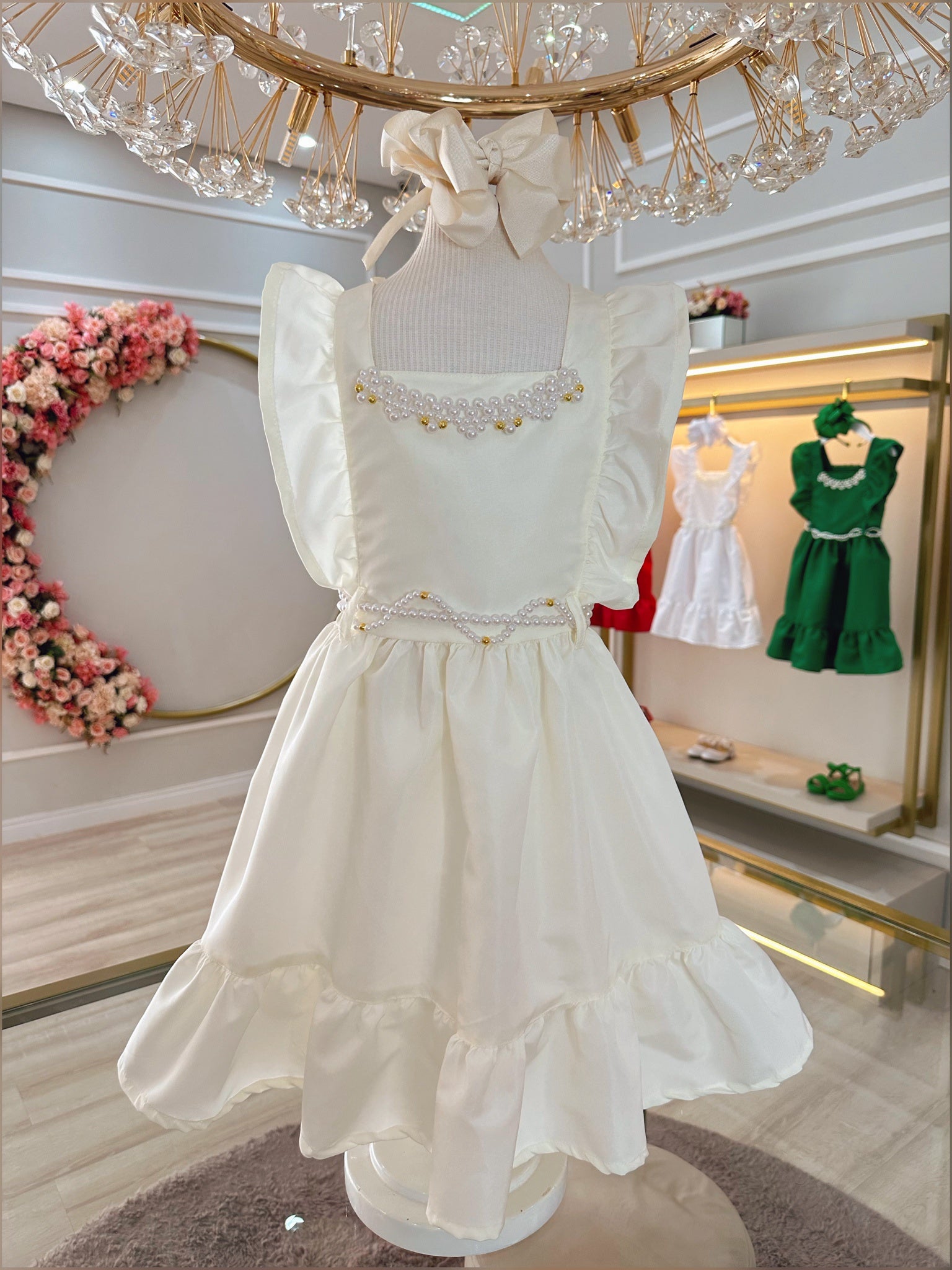 Vestido Infantil Marfim Luxo Com Pérolas Festas Daminhas