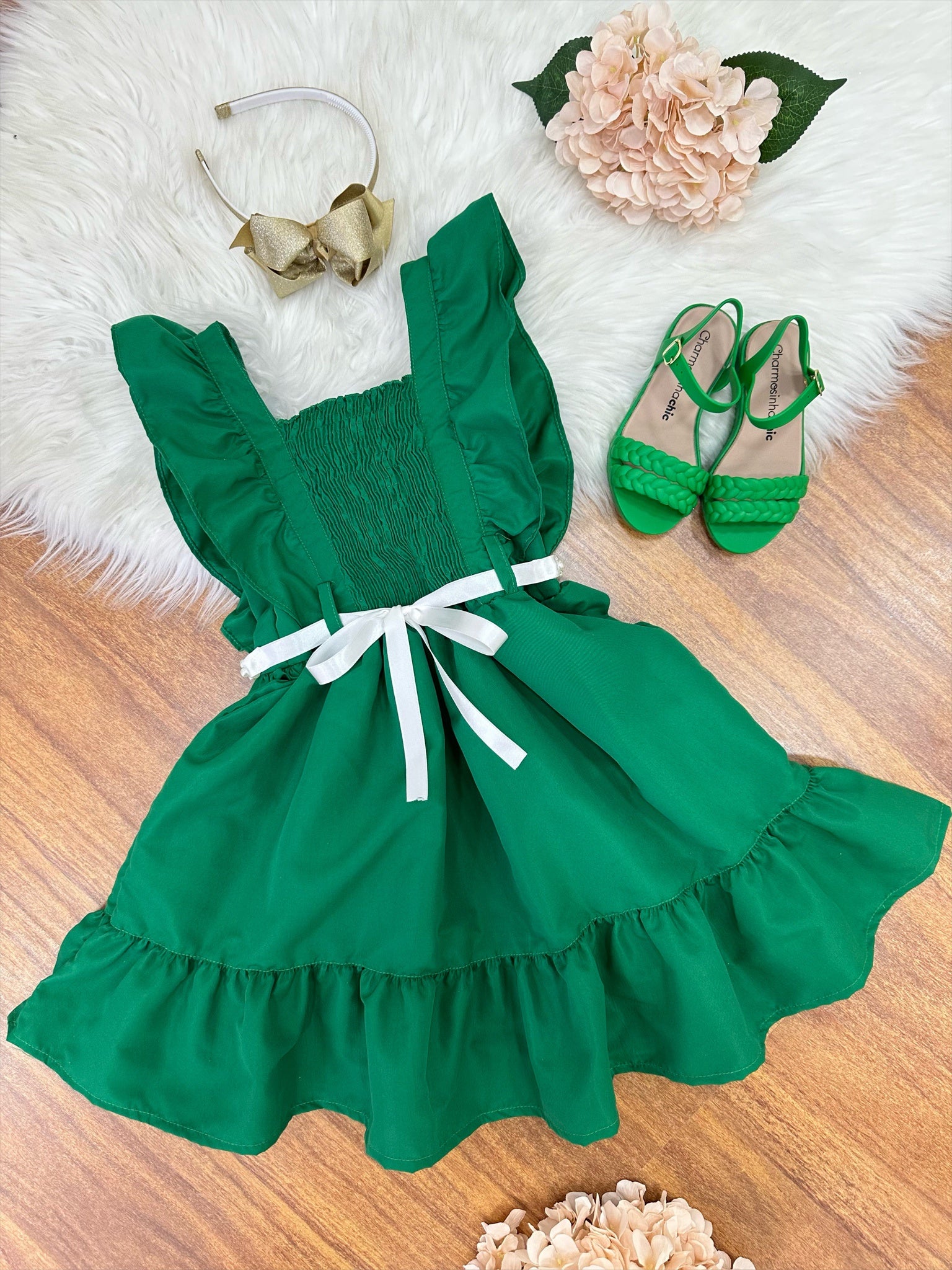 Vestido Infantil Verde Luxo Com Pérolas Festas Daminhas