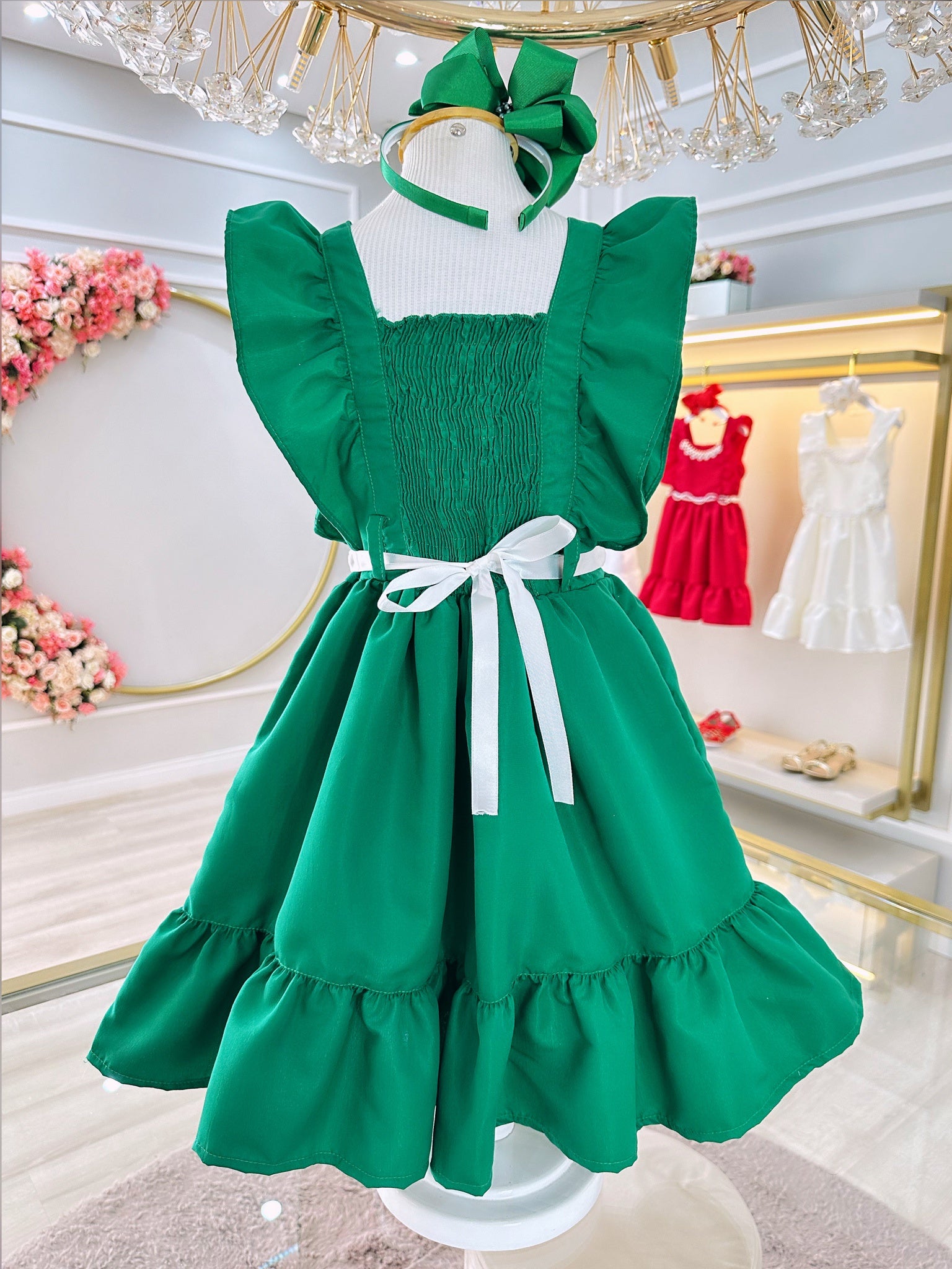 Vestido Infantil Verde Luxo Com Pérolas Festas Daminhas