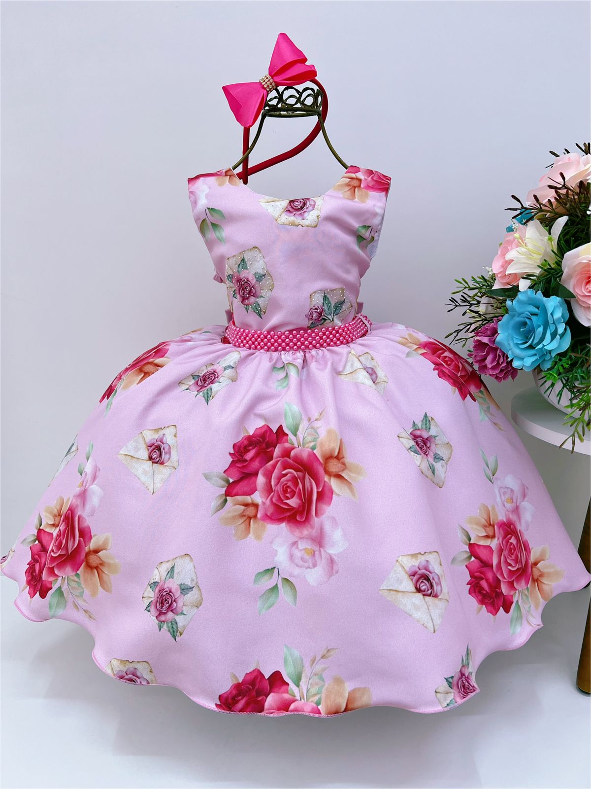 Vestido Infantil Rosa Florido C/ Cinto Pérolas Tiara Strass
