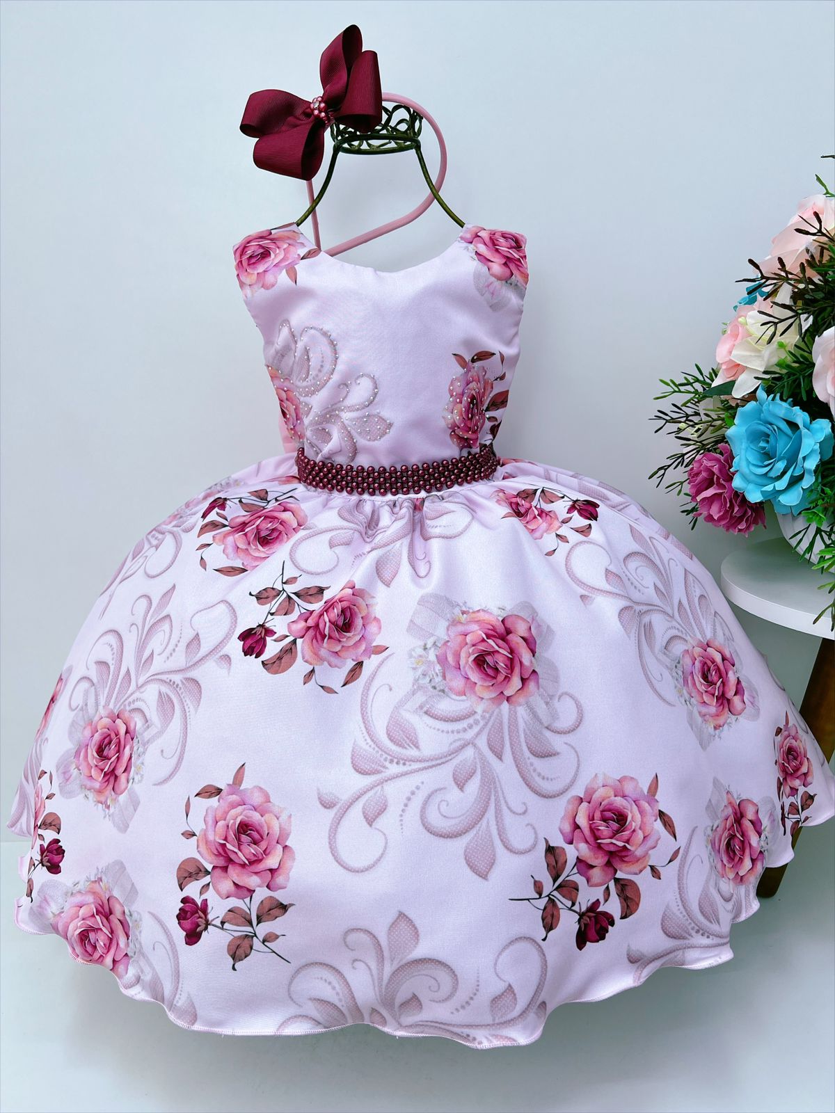 Vestido Infantil Rosa Florido Strass Peito e Pérola Tiara
